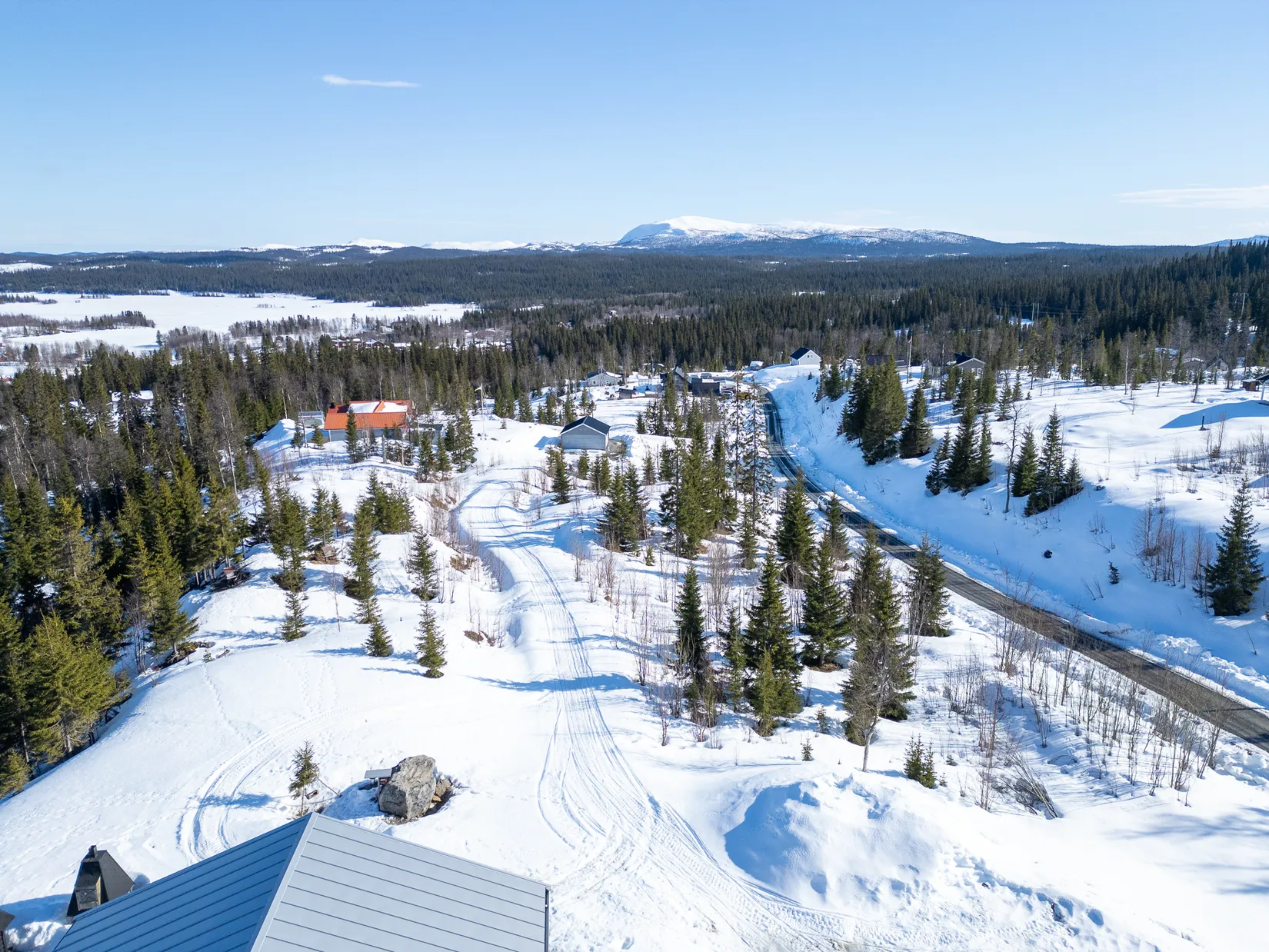 Tomt, Middagskullen 32A och B, Vilhelmina