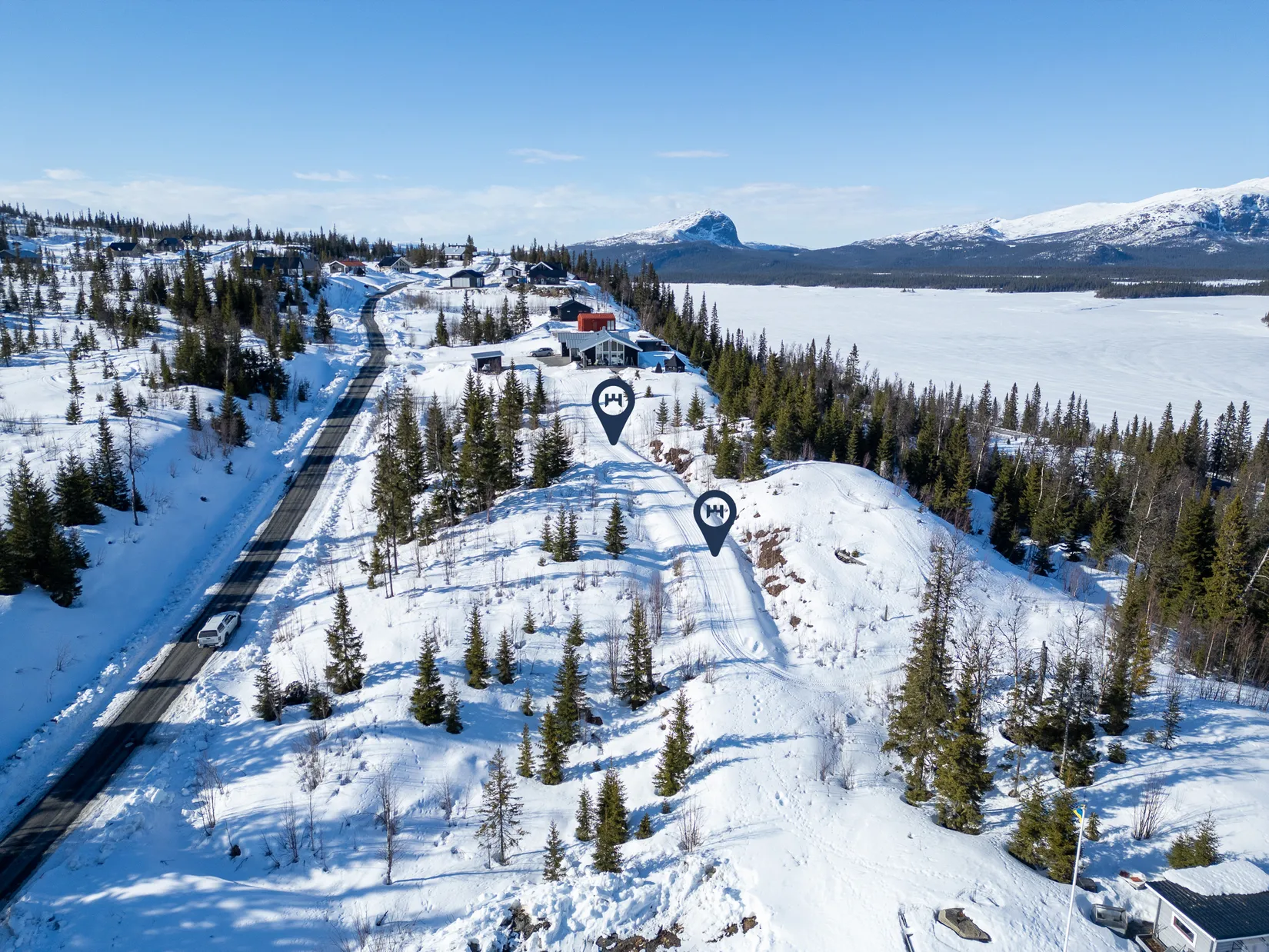 Tomt, Middagskullen 32A och B, Vilhelmina