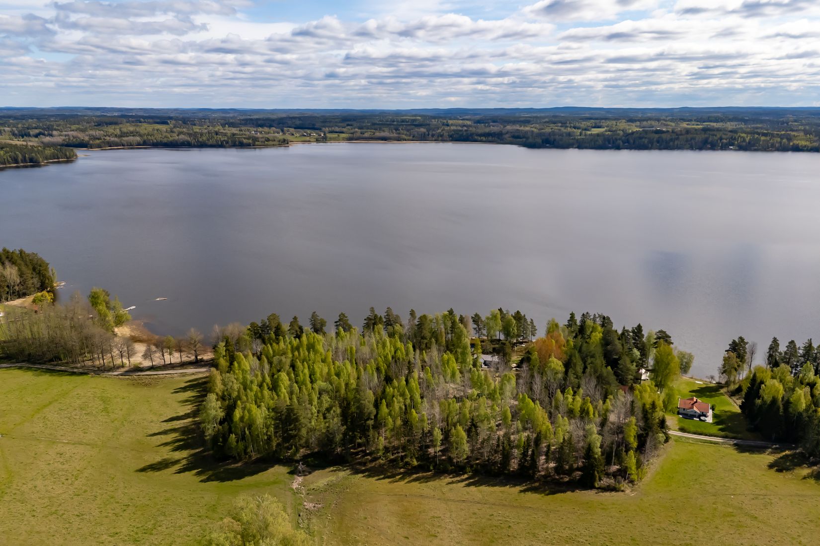 Tomt, Mellsjö 832, Mellsjö vid Gapern, Karlstad