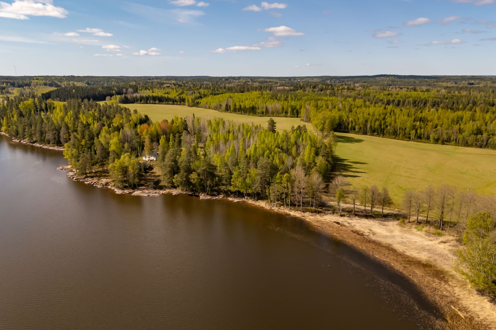 Tomt, Mellsjö 832, Mellsjö vid Gapern, Karlstad