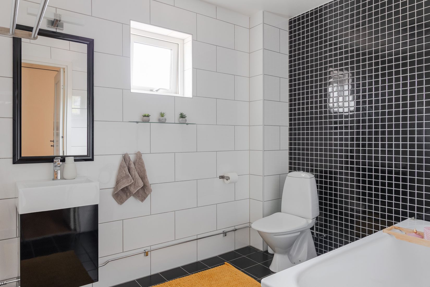 Bostadsrätt, Vingavägen 3J, Hovshaga, Växjö