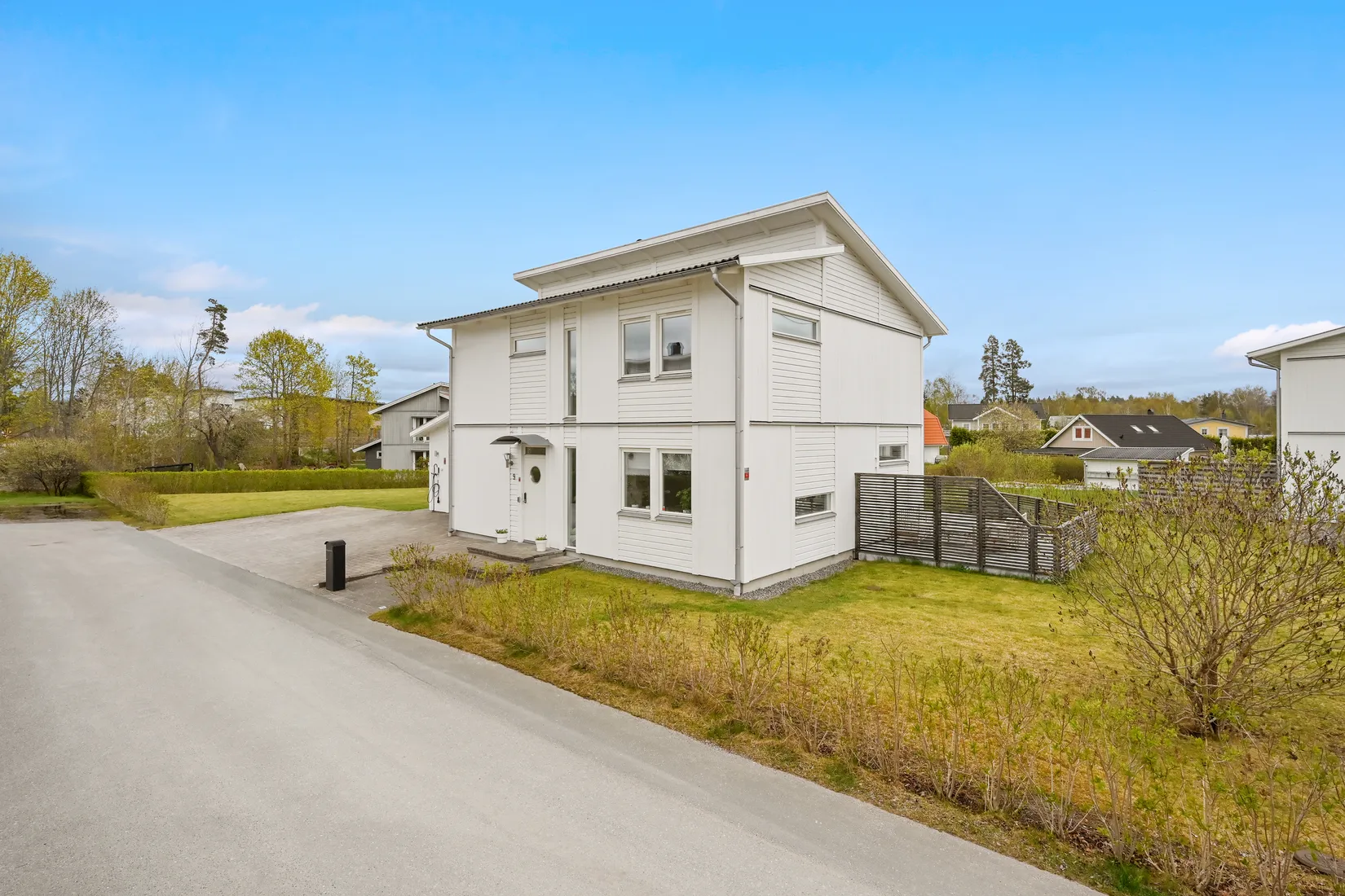 Villa, Stenbrovägen 9, Fresta, Upplands Väsby