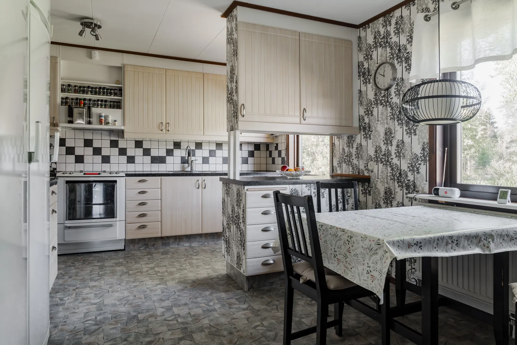Villa, Hangelösa Skogsbäcken 1, Götene