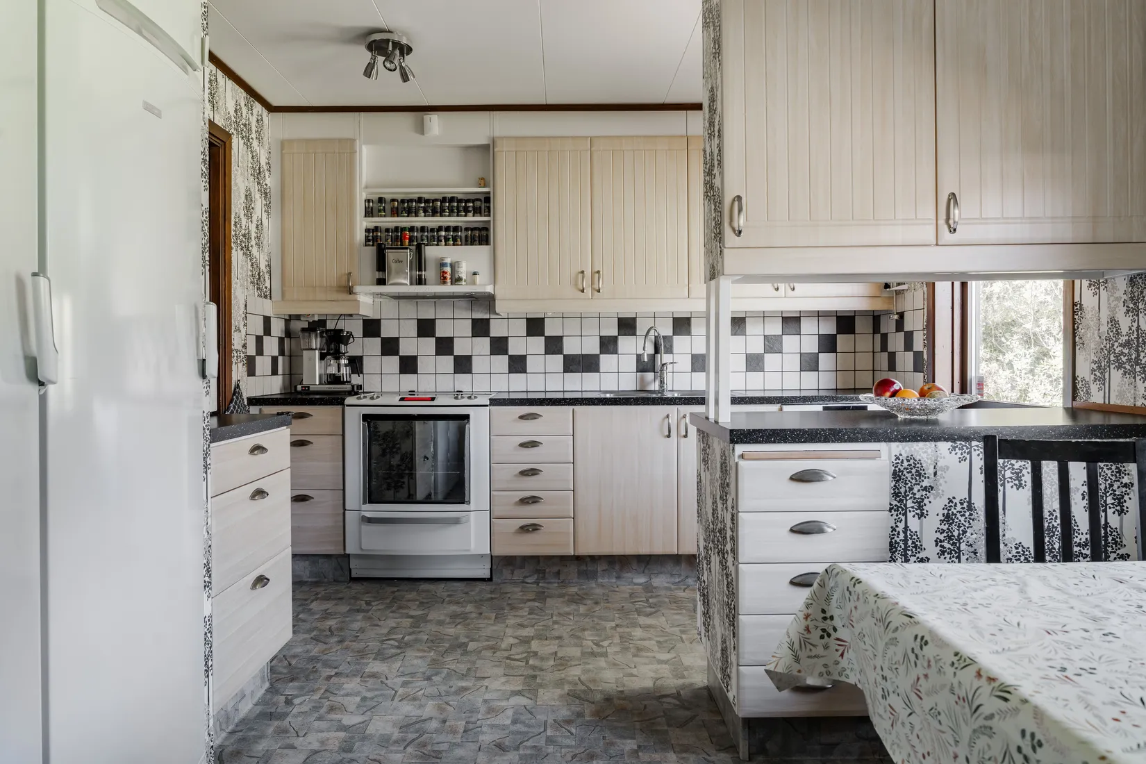 Villa, Hangelösa Skogsbäcken 1, Götene