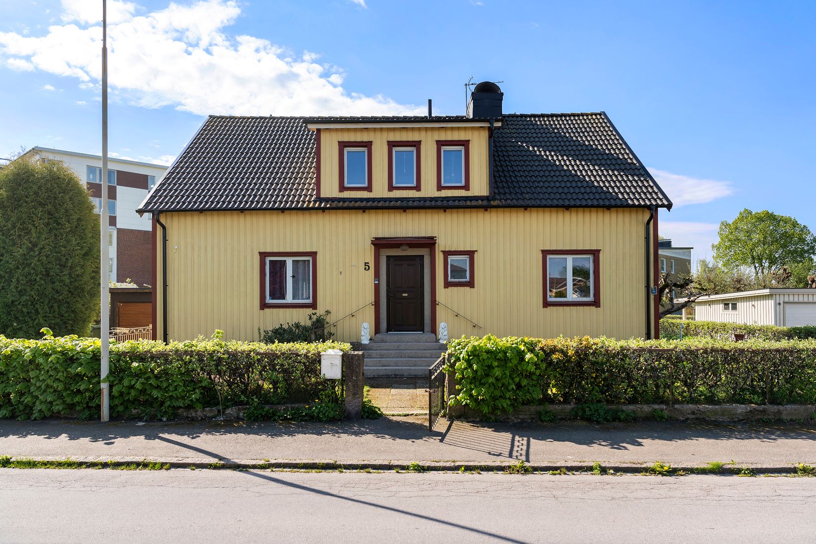 Villa, Lyckhemsgatan 5, Fredriksberg, Vänersborg