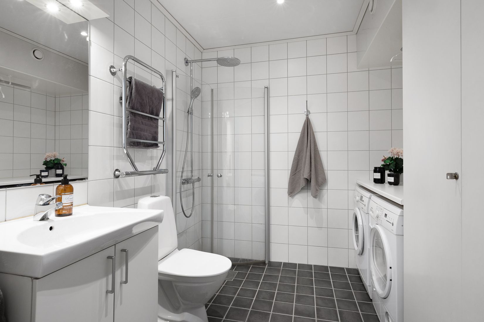 Villa, Vinthundsgatan 13, Brotorp - Järvastaden, Sundbyberg