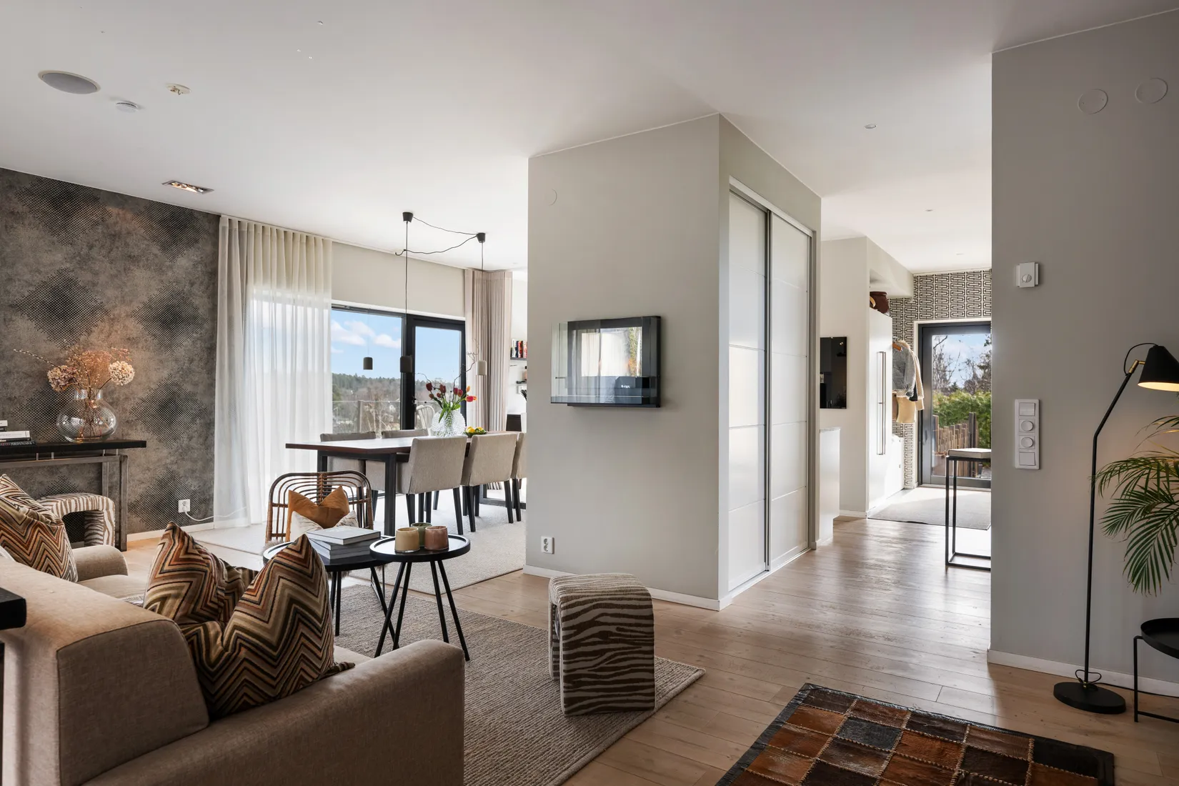 Villa, Gnejsvägen 15A, Roslags Näsby, Täby