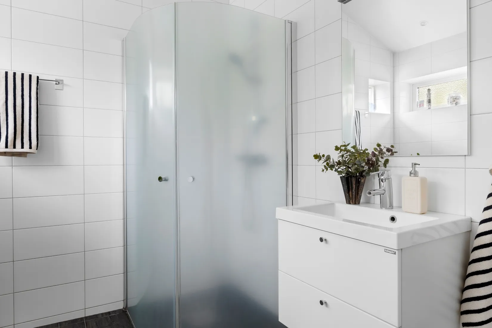 Villa, Kesuddsvägen 29, Bredsand, Enköping