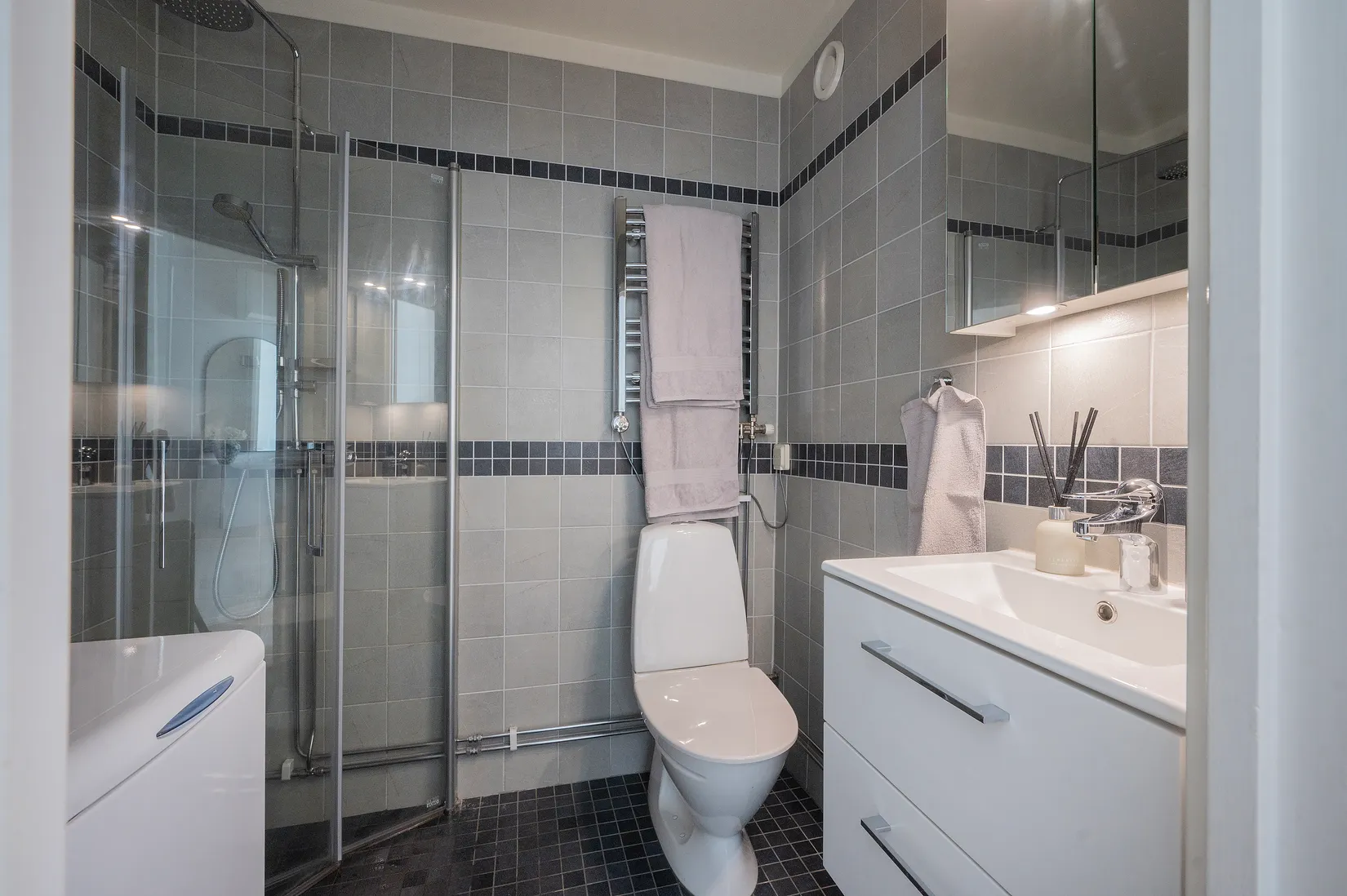 Bostadsrätt, Byalagsvägen 28, Stuvsta, Huddinge