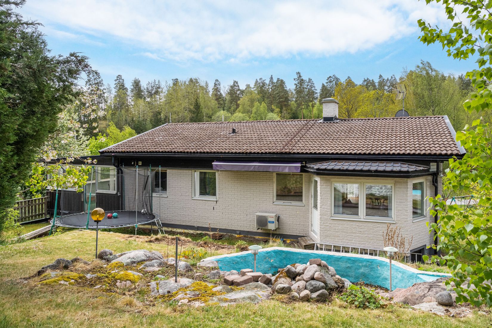 Villa, Tussilagovägen 14, Norrtuna, Gnesta