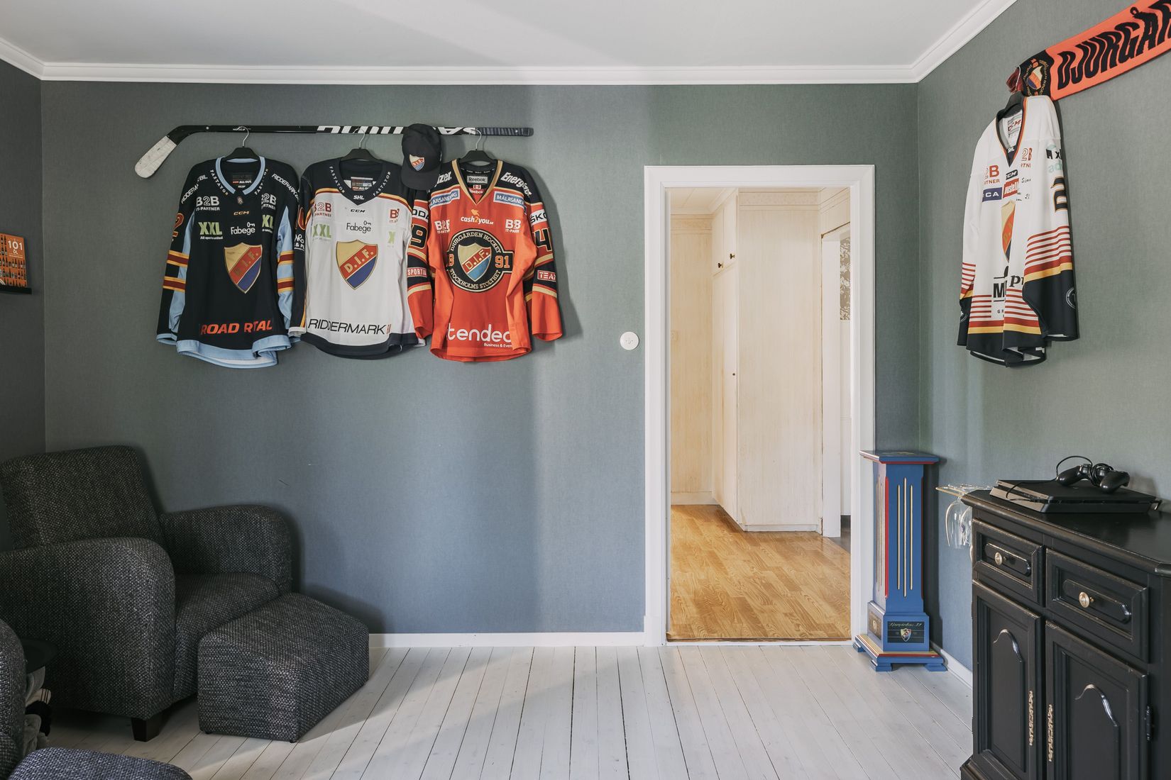 Gård/Skog, Valla Åsgården 2, Töreboda