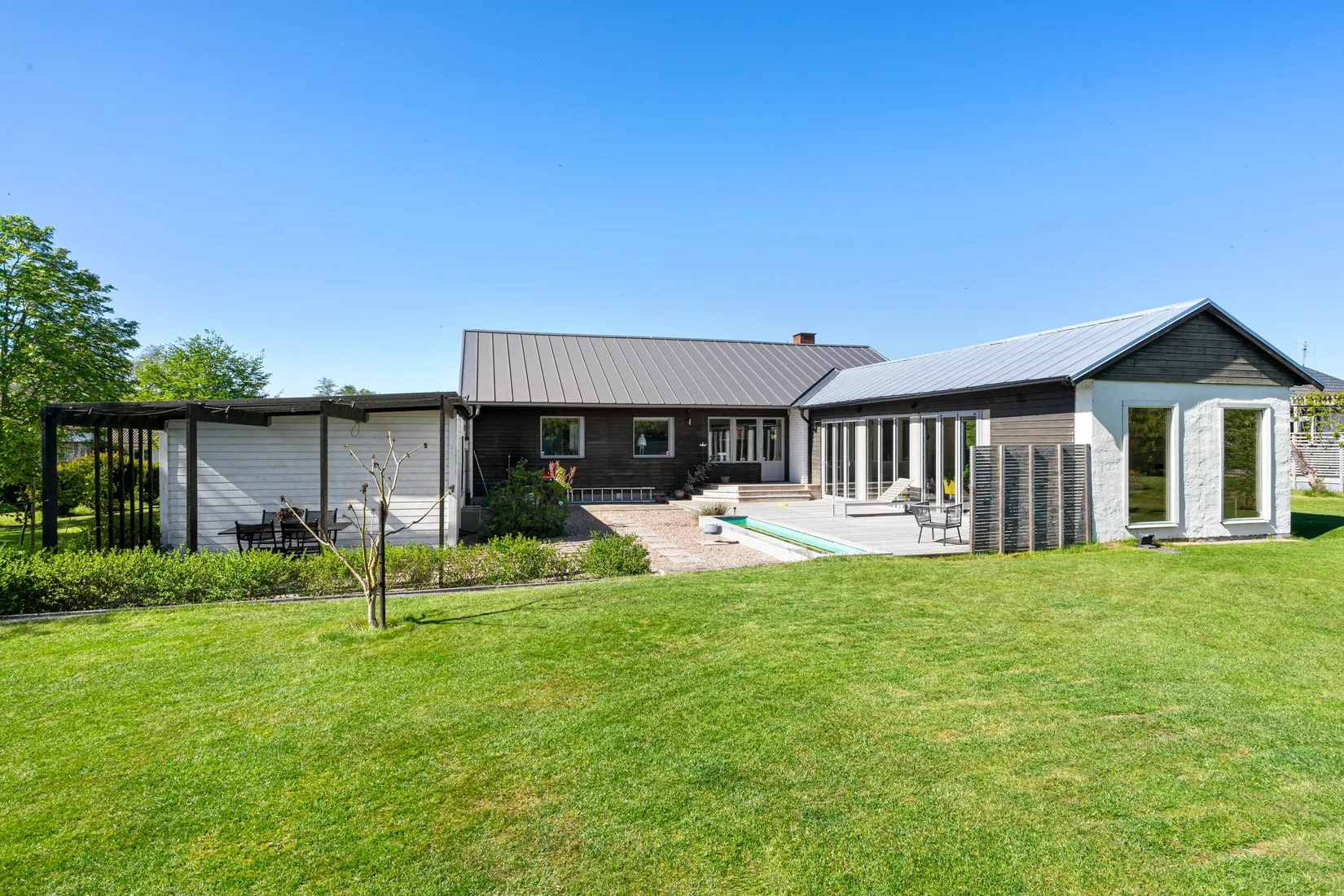 Villa, Kvarnliden 3, Skara