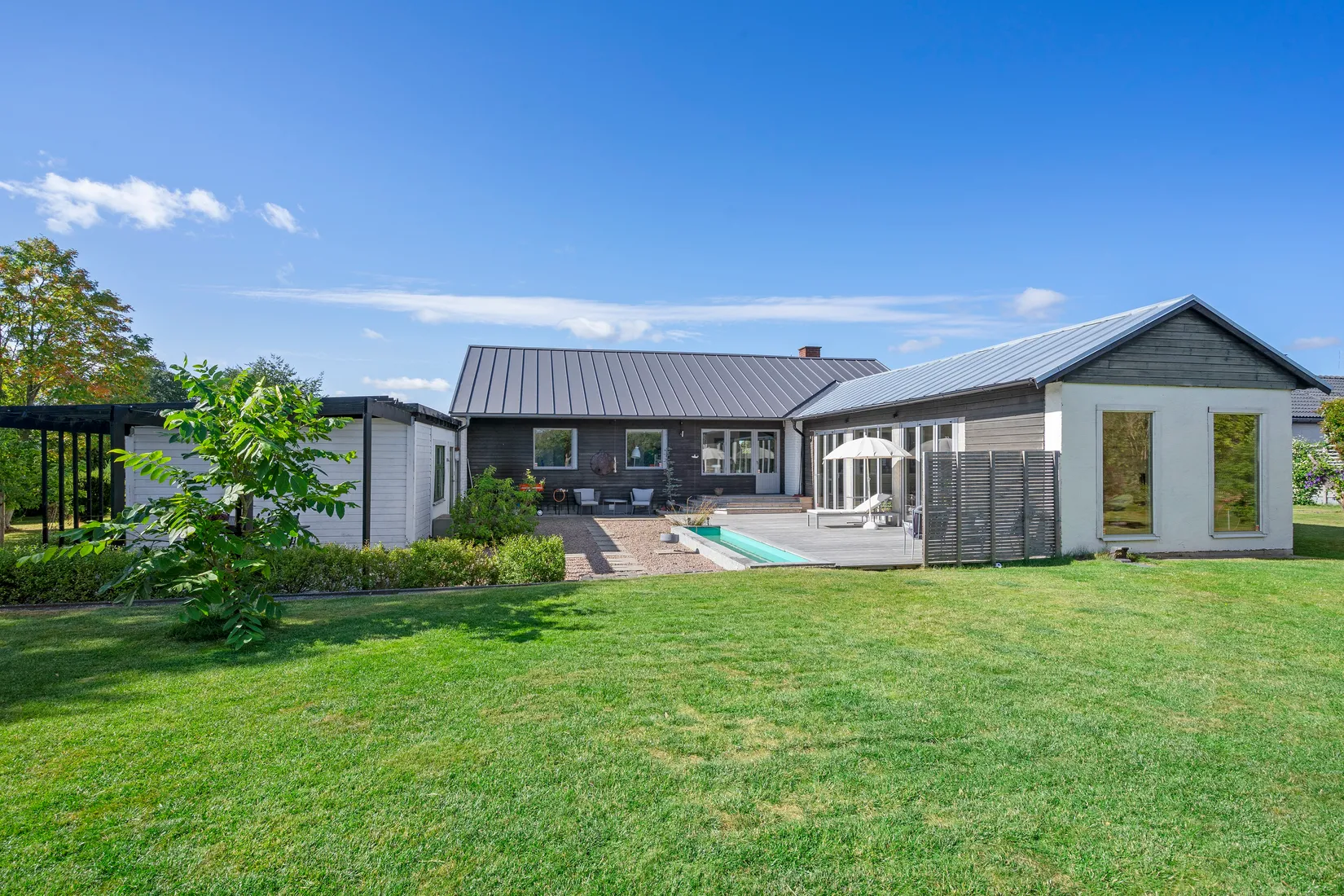 Villa, Kvarnliden 3, Skara