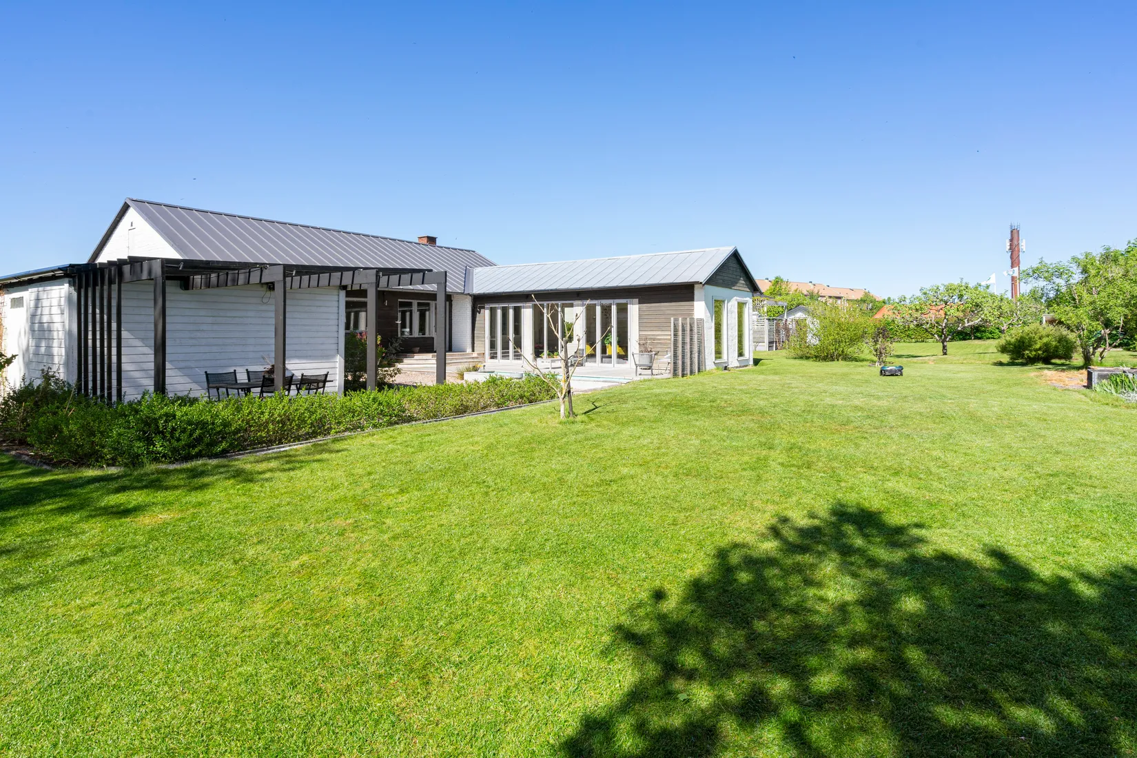 Villa, Kvarnliden 3, Skara