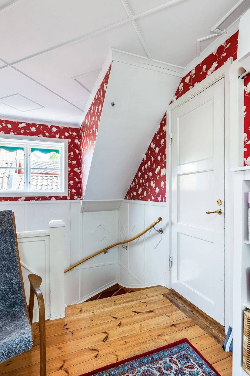 Villa, Mäster Lars gränd 7, Centralt vid Kyrkberget, Strängnäs