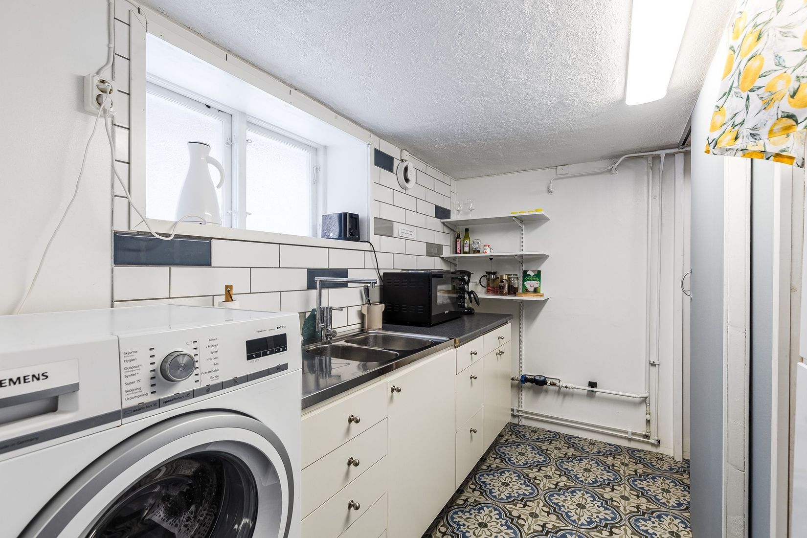 Villa, Mäster Lars gränd 7, Centralt vid Kyrkberget, Strängnäs