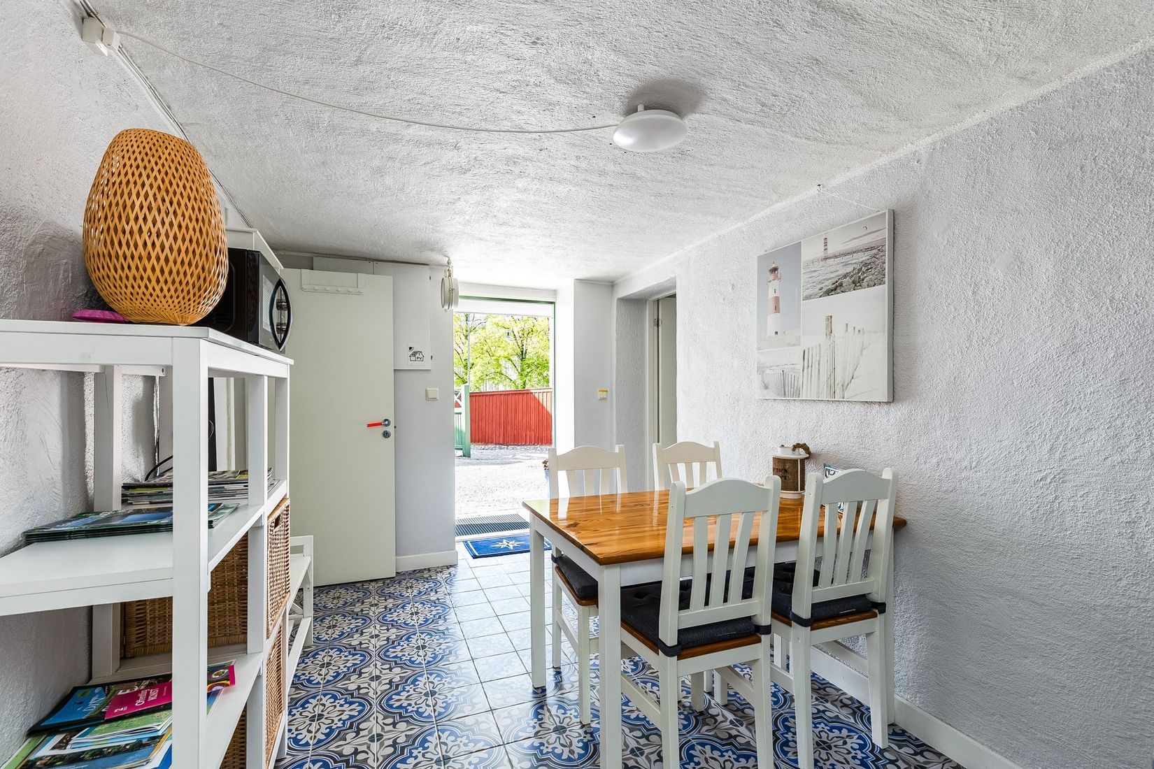 Villa, Mäster Lars gränd 7, Centralt vid Kyrkberget, Strängnäs