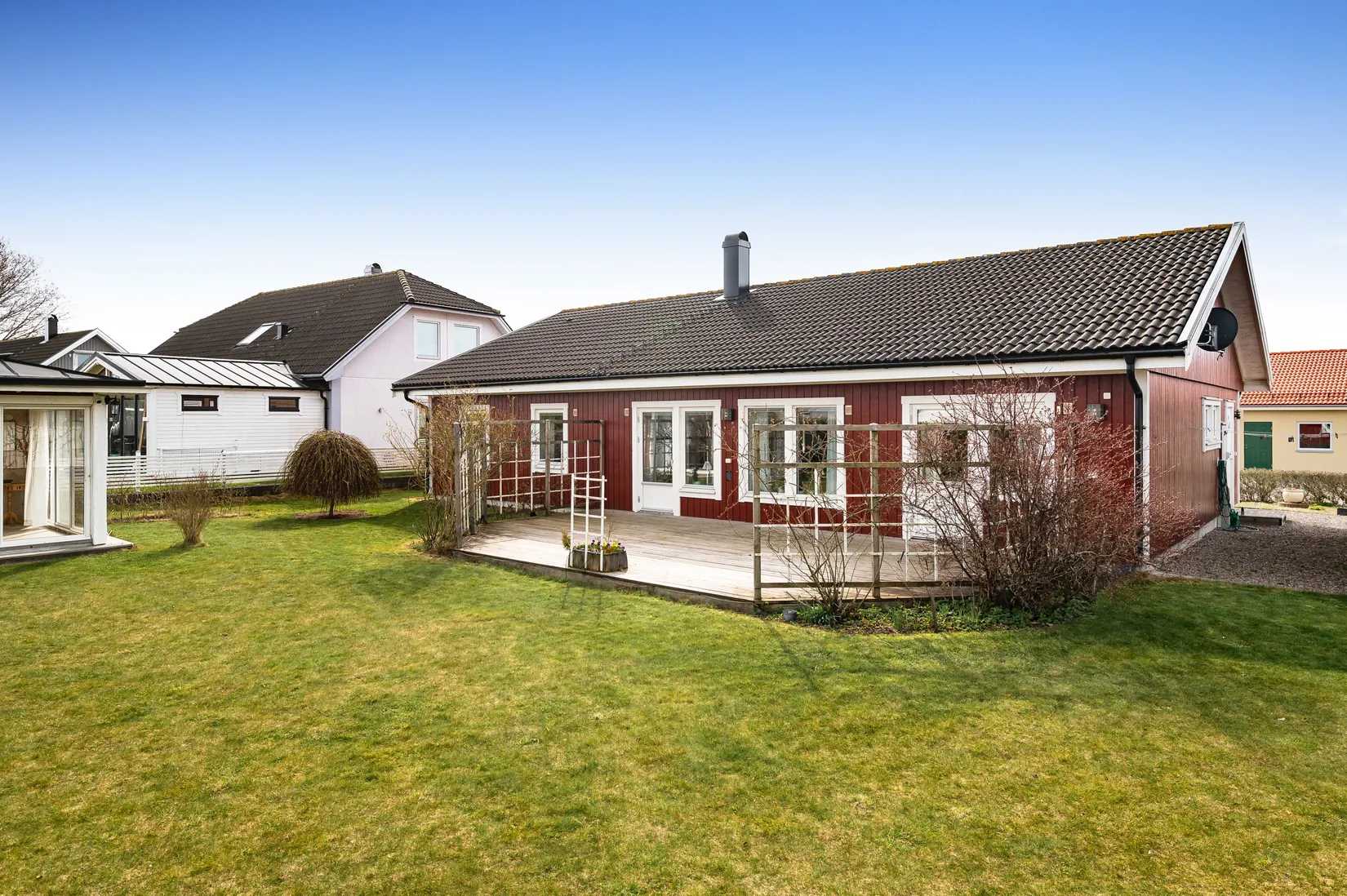 Villa, Hedvig Eleonoras gata 11, Drottningmarken, Vadstena