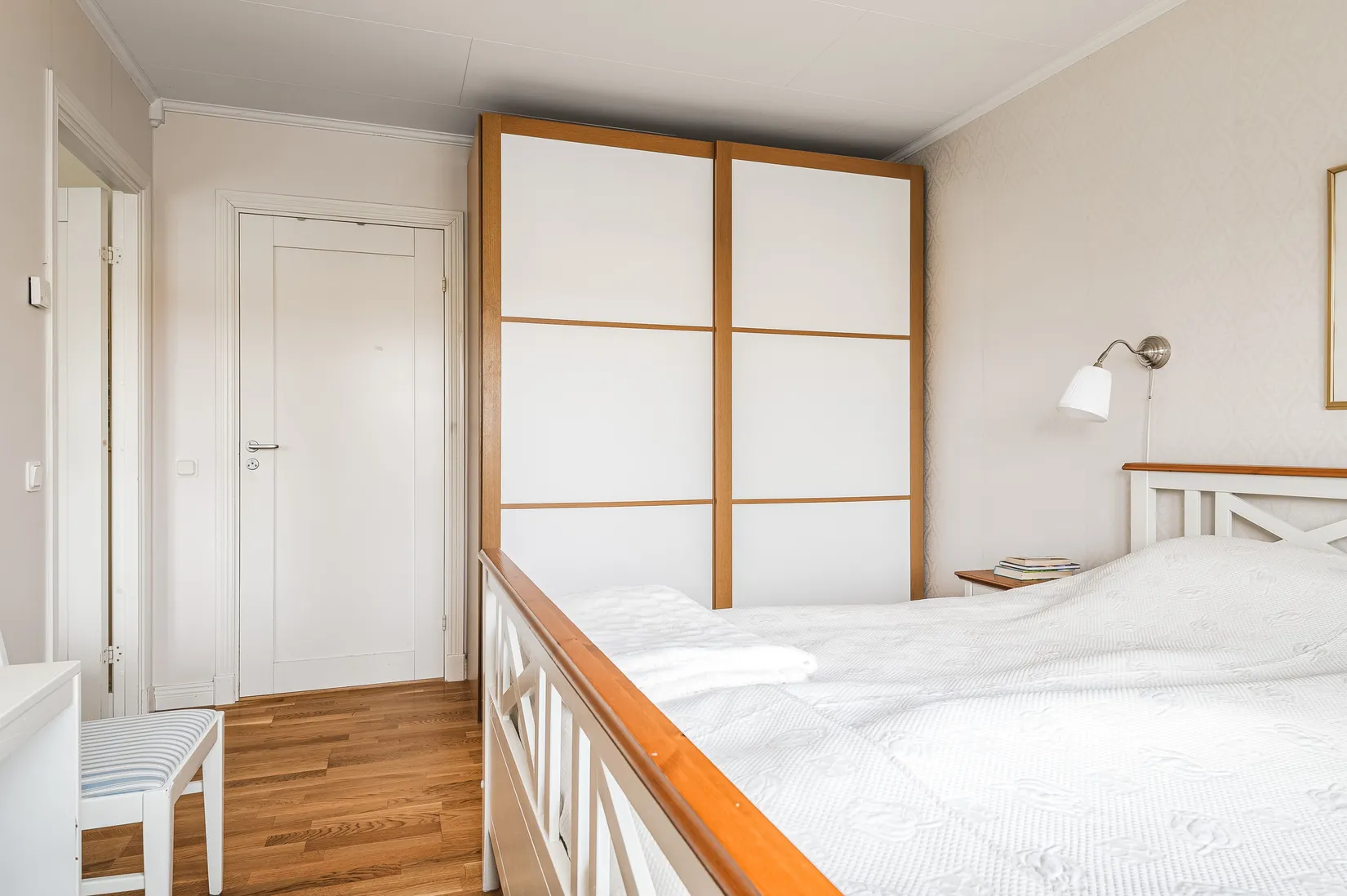 Villa, Hedvig Eleonoras gata 11, Drottningmarken, Vadstena