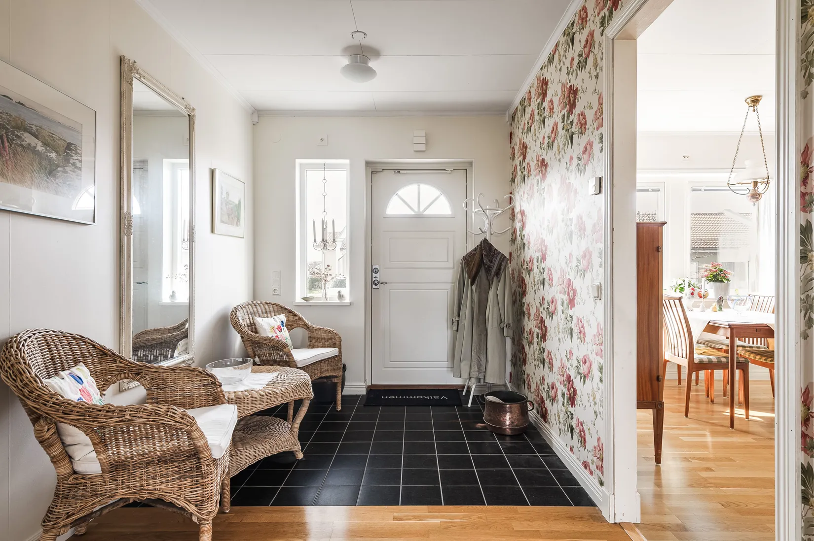 Villa, Hedvig Eleonoras gata 11, Drottningmarken, Vadstena