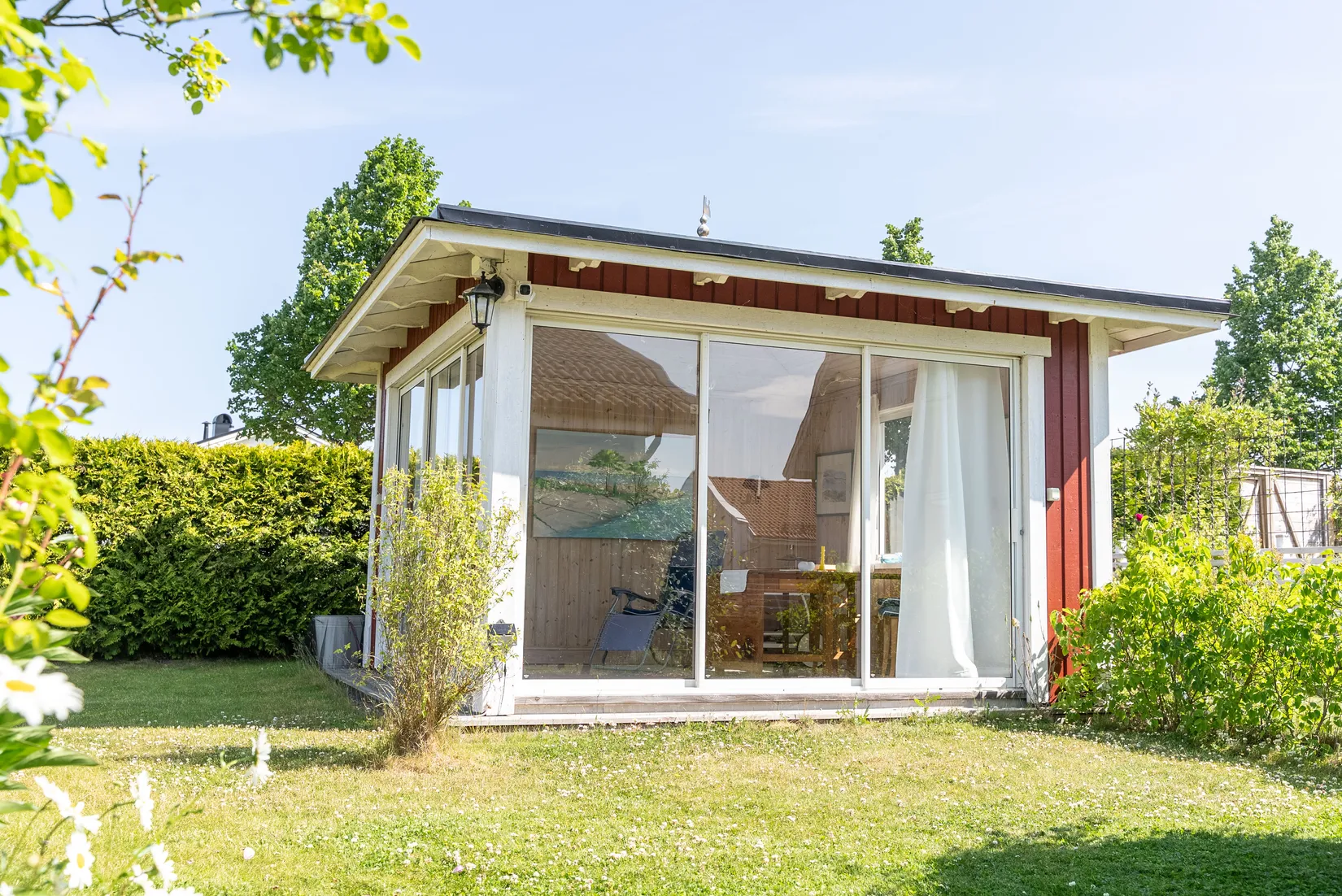 Villa, Hedvig Eleonoras gata 11, Drottningmarken, Vadstena