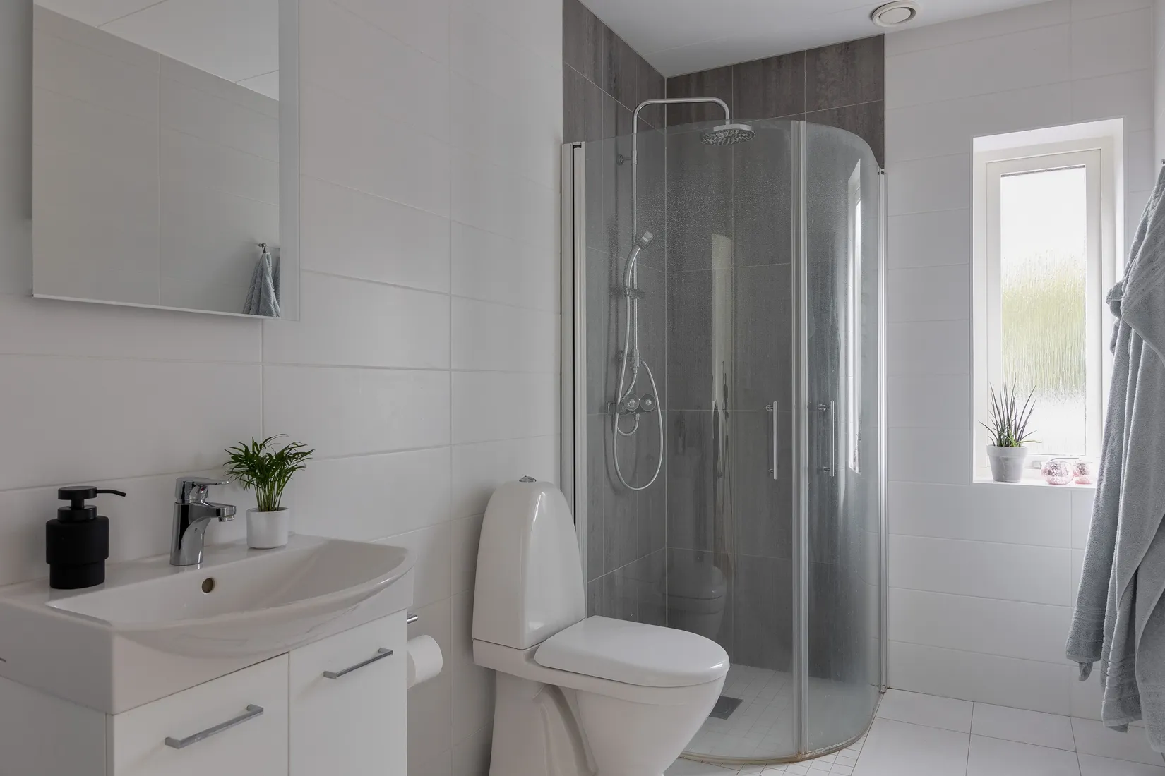 Villa, Lövängsvägen 6, Långarör, Växjö