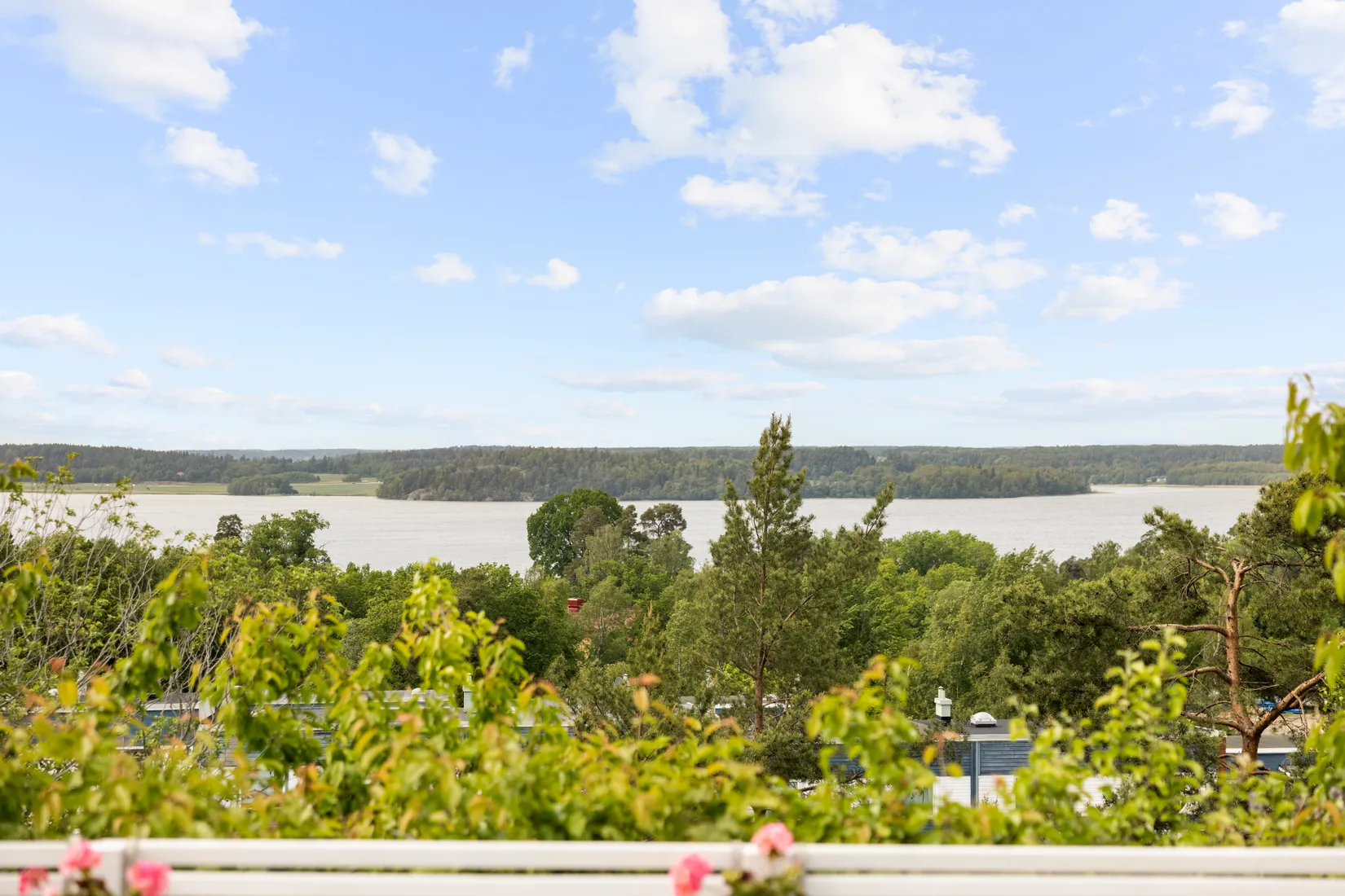 Radhus, Örnholmsbrinken 58, Johannesdal - Vårberg, Stockholm