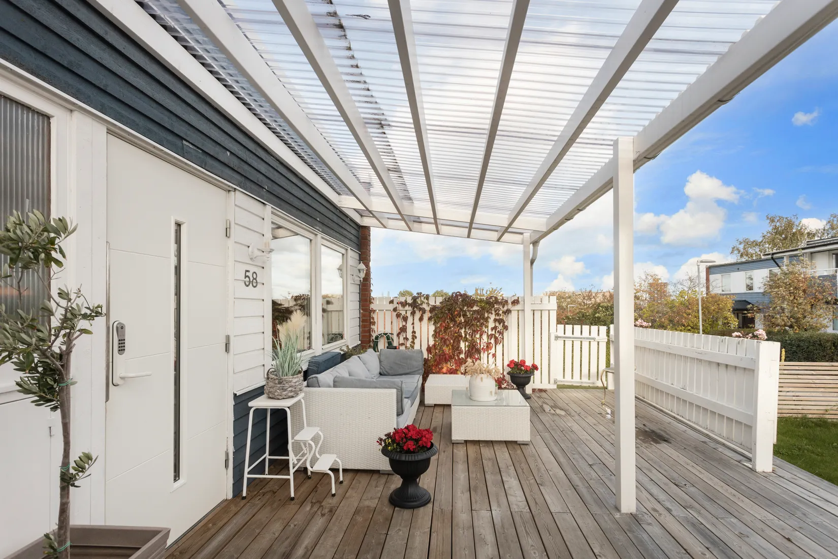 Radhus, Örnholmsbrinken 58, Johannesdal - Vårberg, Stockholm
