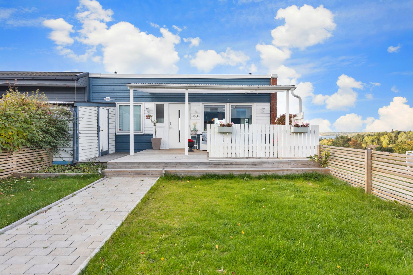 Villa, Radhus, Örnholmsbrinken 58, Johannesdal - Vårberg, Stockholm