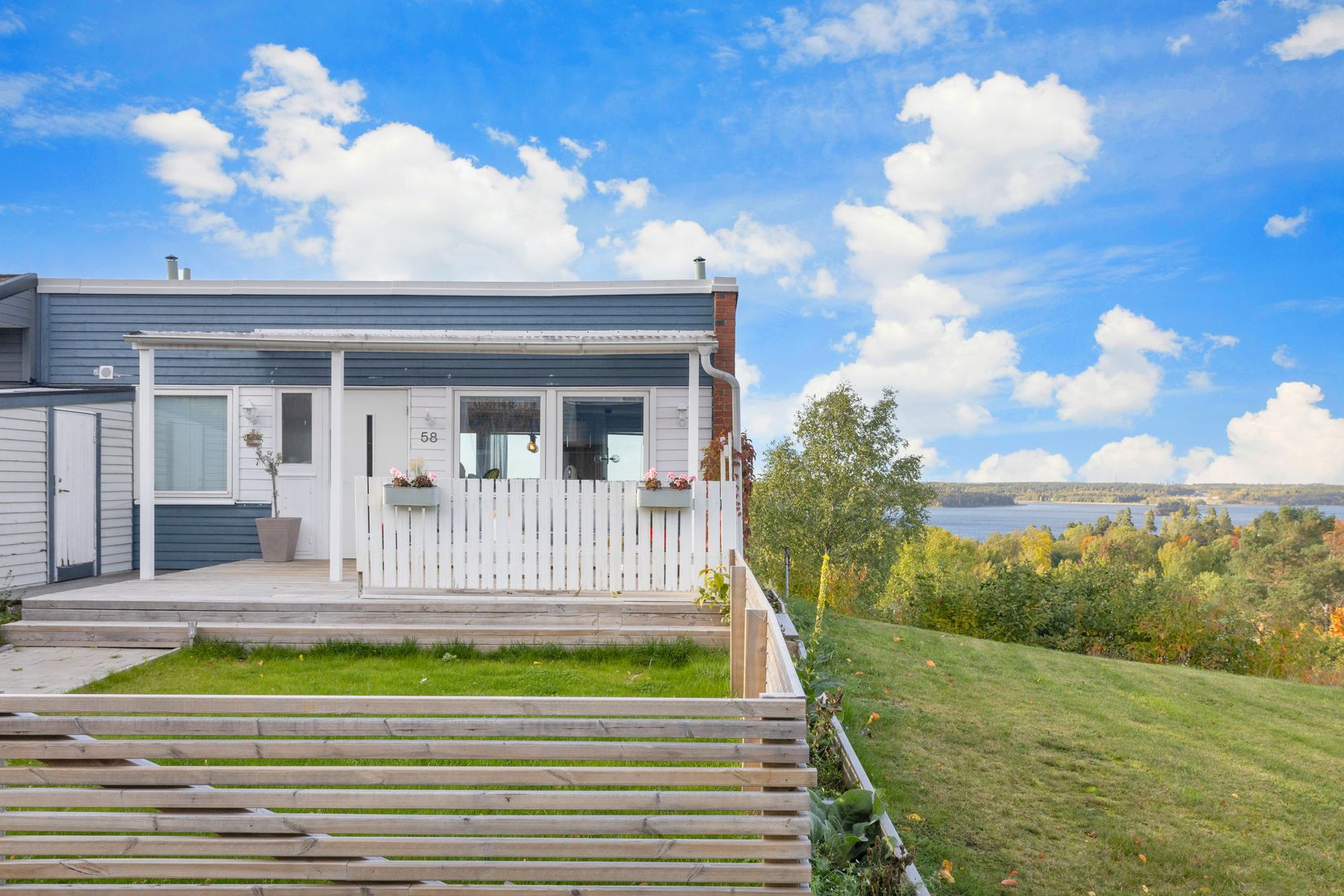 Villa, Radhus, Örnholmsbrinken 58, Johannesdal - Vårberg, Stockholm