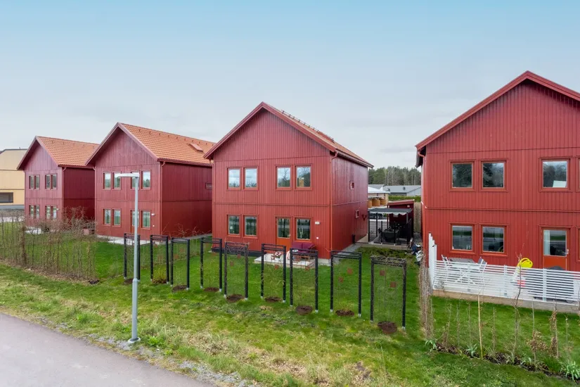 Bostadsrätt, Villa, Åkersrovägen 65, Åkersberg, Enköping