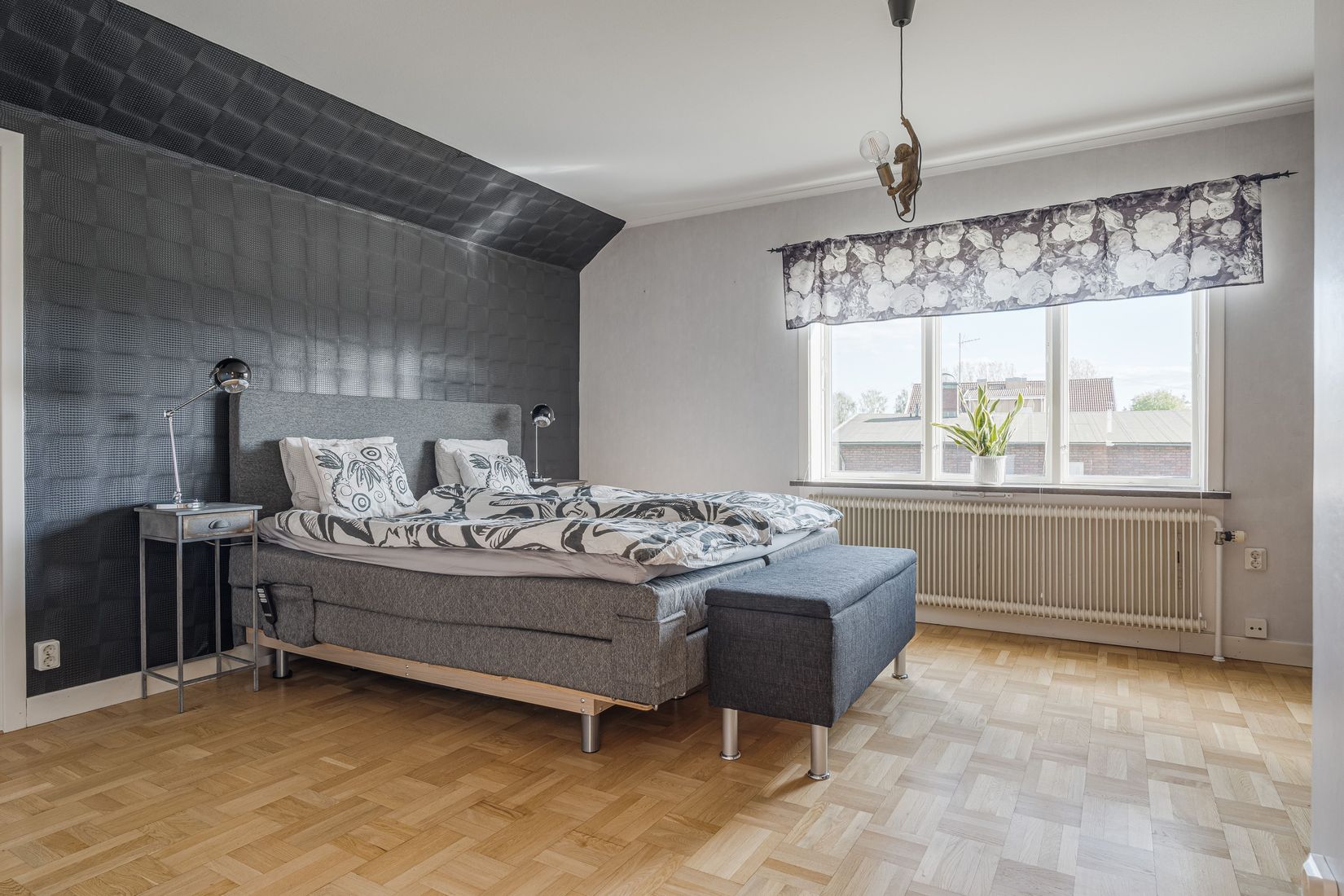 Villa, Mellangatan 16, Tibro