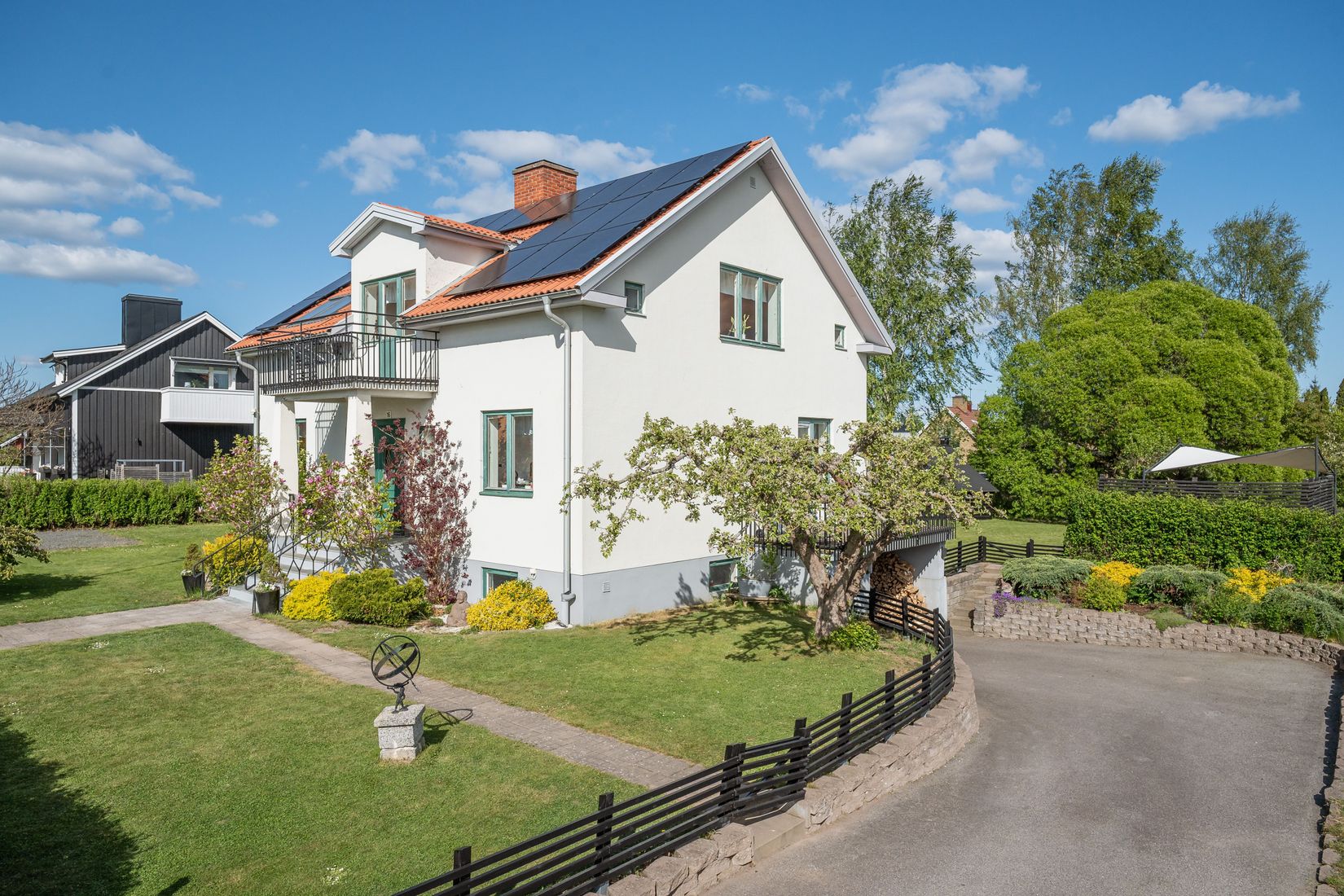 Villa, Mellangatan 16, Tibro