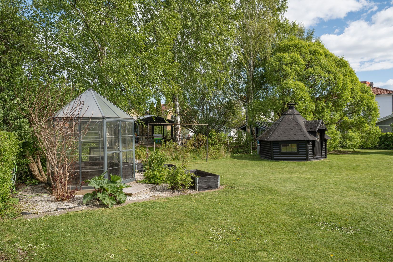 Villa, Mellangatan 16, Tibro