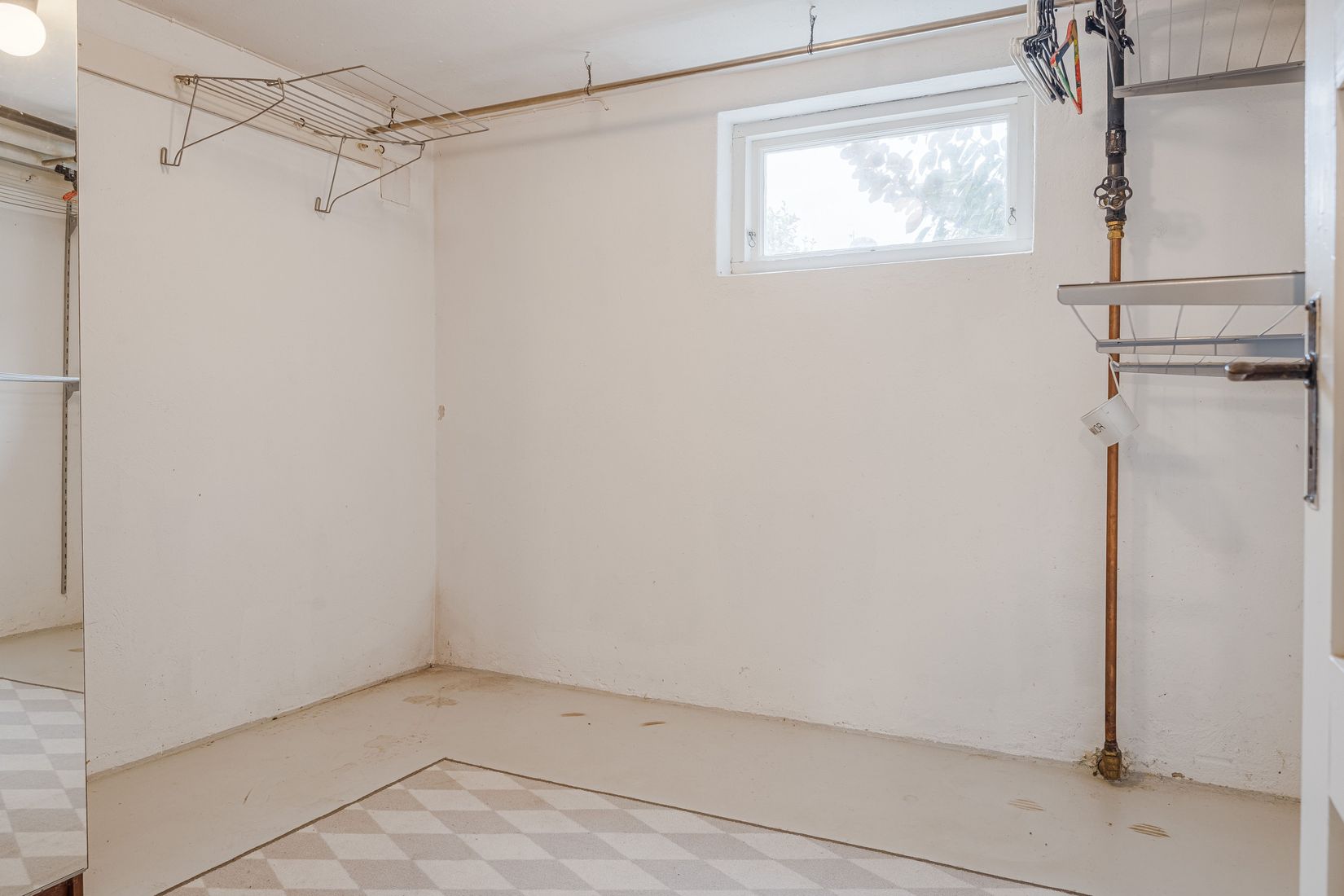 Villa, Mellangatan 16, Tibro