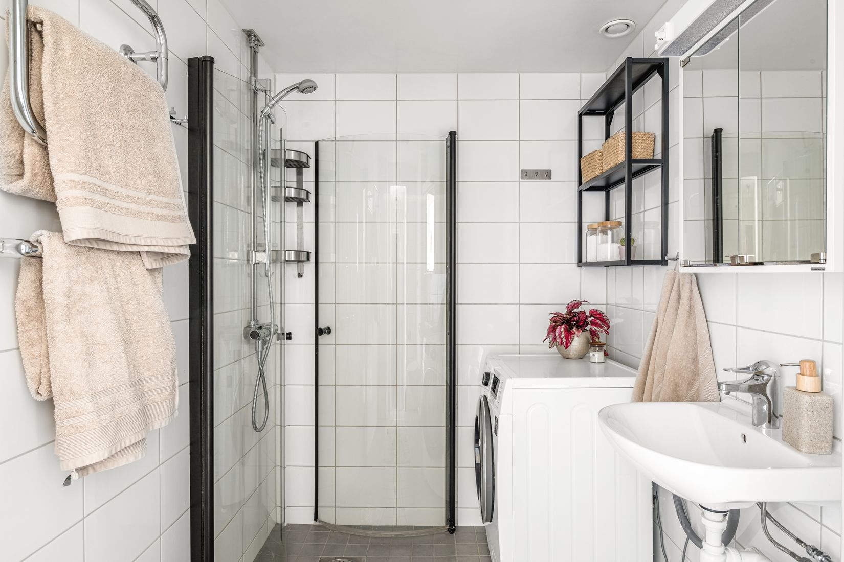 Bostadsrätt, Månadsvägen 18, Jakobsberg, Järfälla