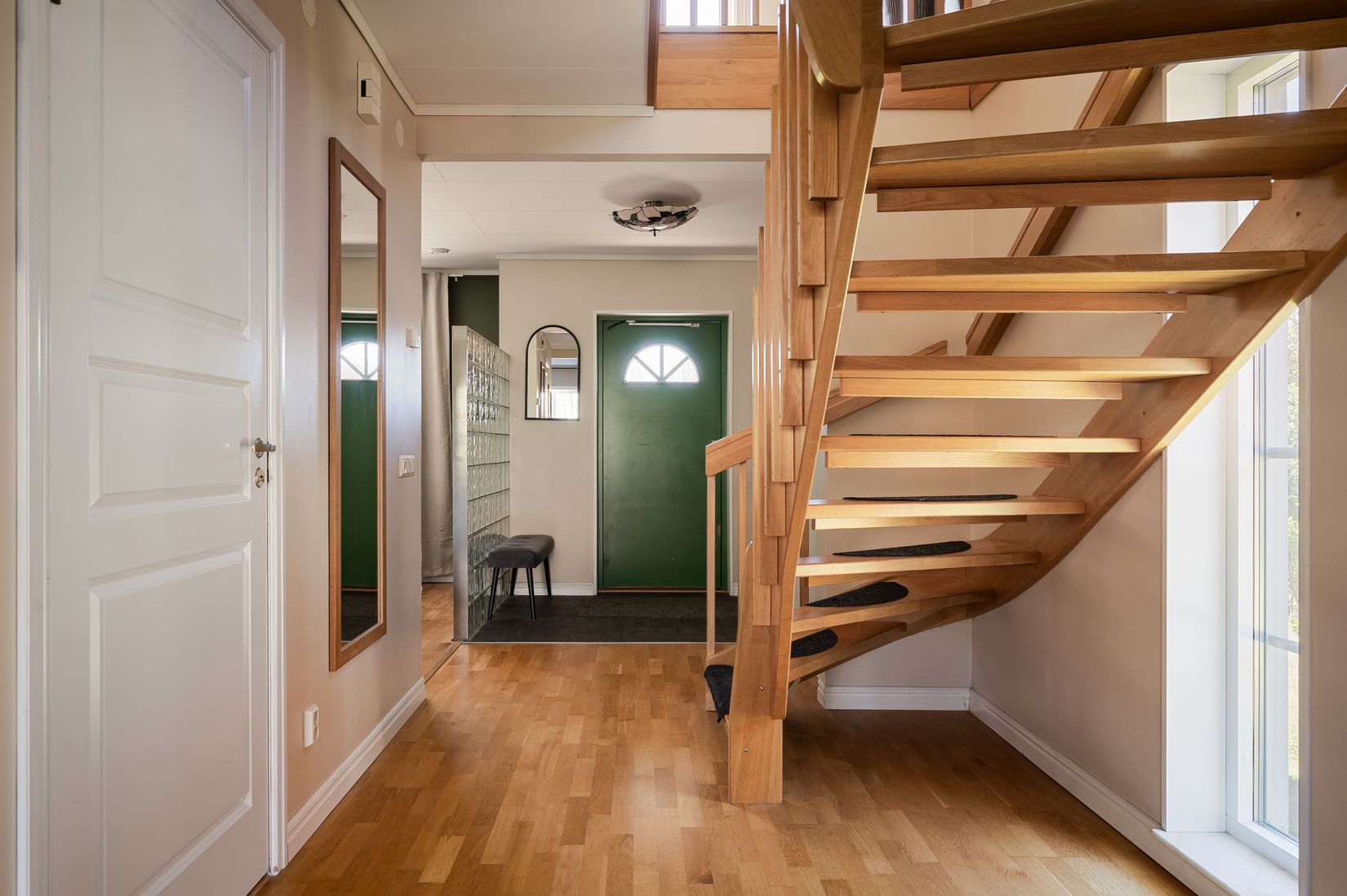 Villa, Ekorrvägen 18, Ulvhäll, Strängnäs