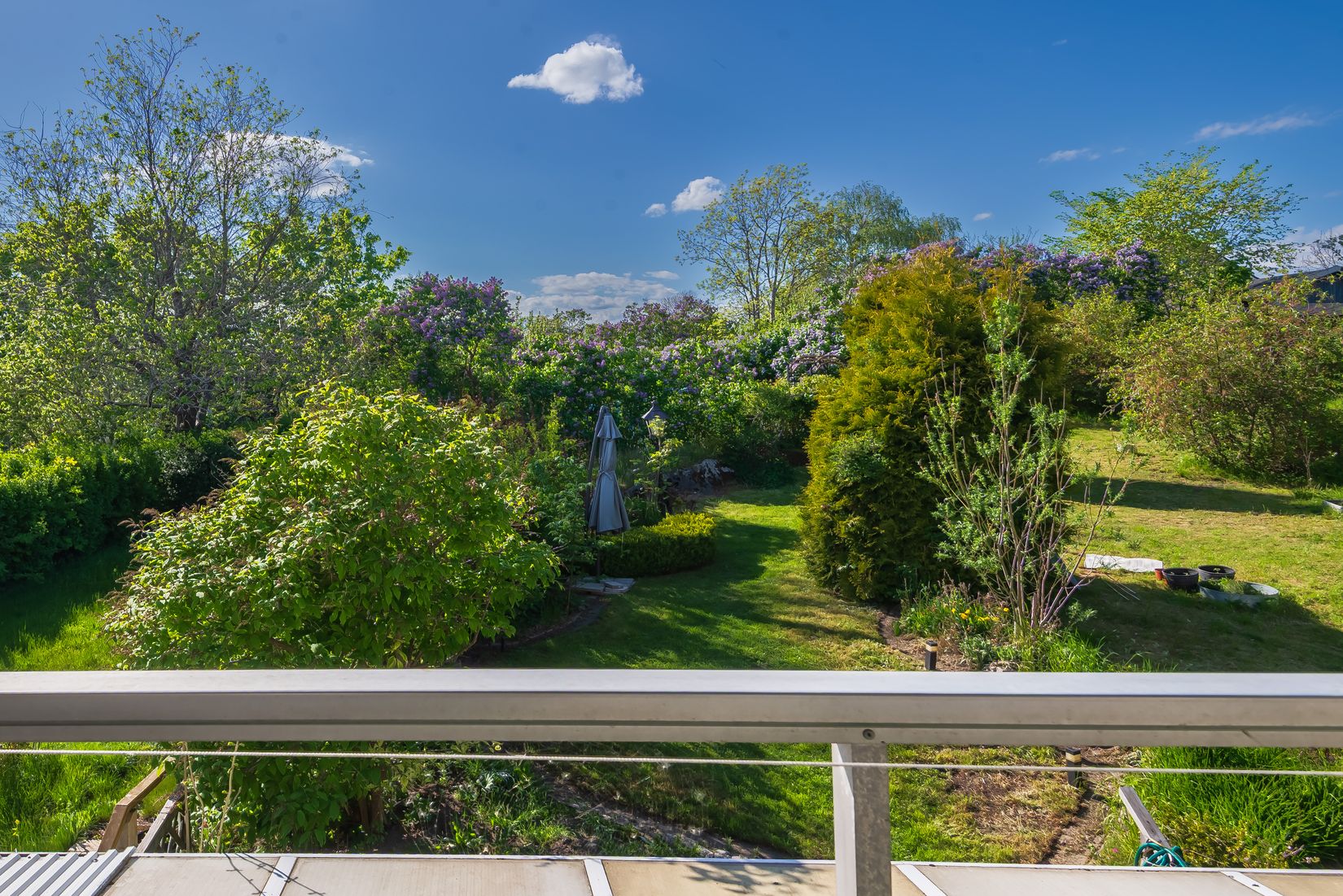 Radhus, Byggmästarvägen 20, Bro - Gamla Bro, Upplands-Bro