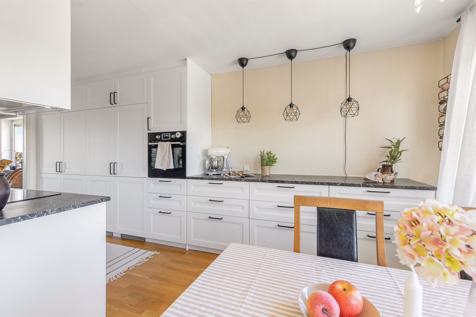 Bostadsrätt, Ekedalsvägen 11B, Jakobsberg, Järfälla