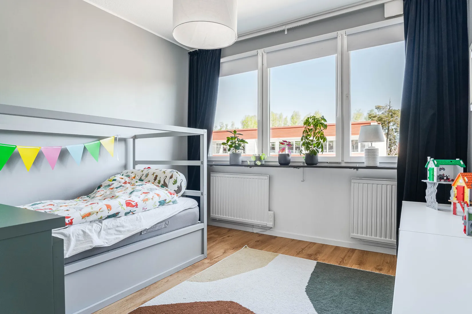 Villa, Radhus, Backavägen 7G, Katrineholm Söder, Katrineholm