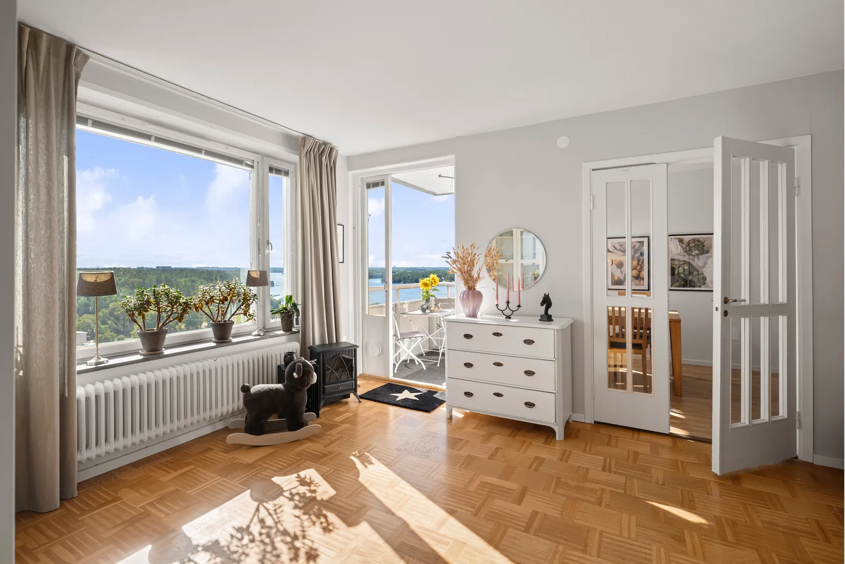 Bostadsrätt, Medsolsbacken 17, Hässelby Strand, Stockholm