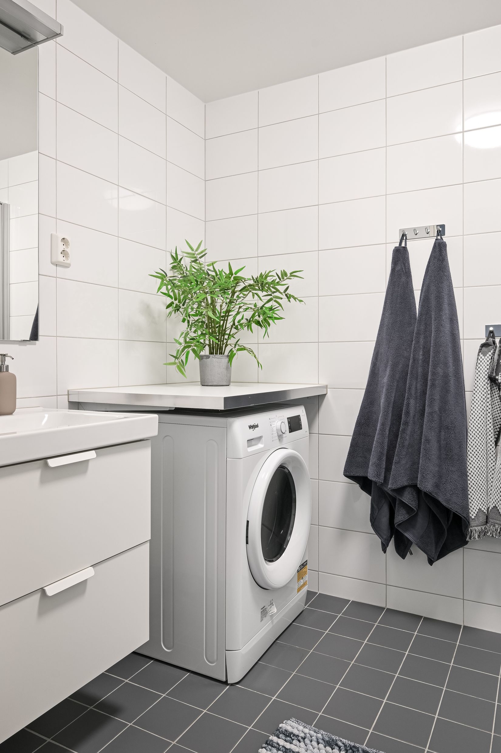 Bostadsrätt, Förrådsvägen 44, Centrala Huddinge, Huddinge