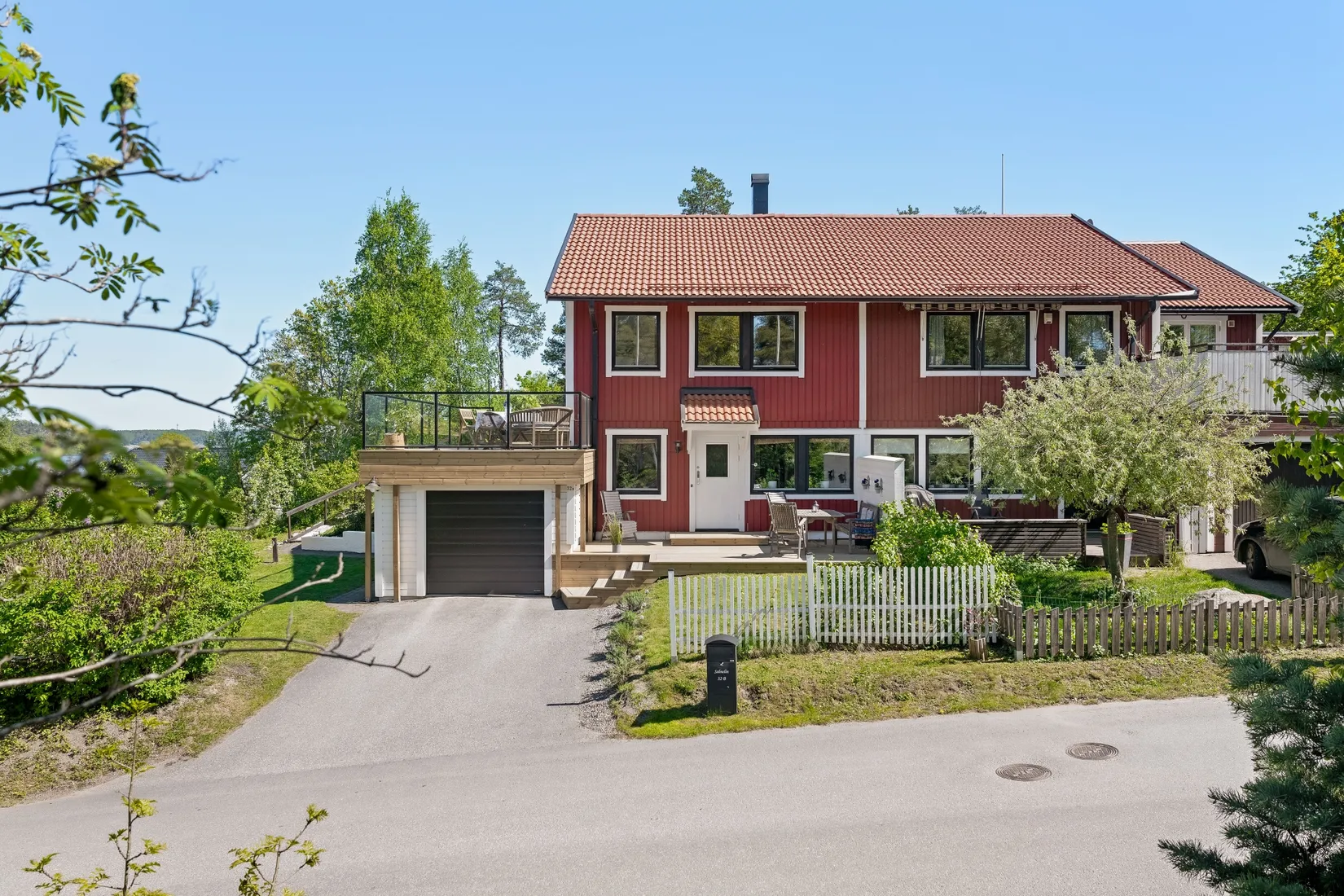 Villa, Radhus, Fredrikstrandsvägen 32B, Ekerö Brygga, Ekerö