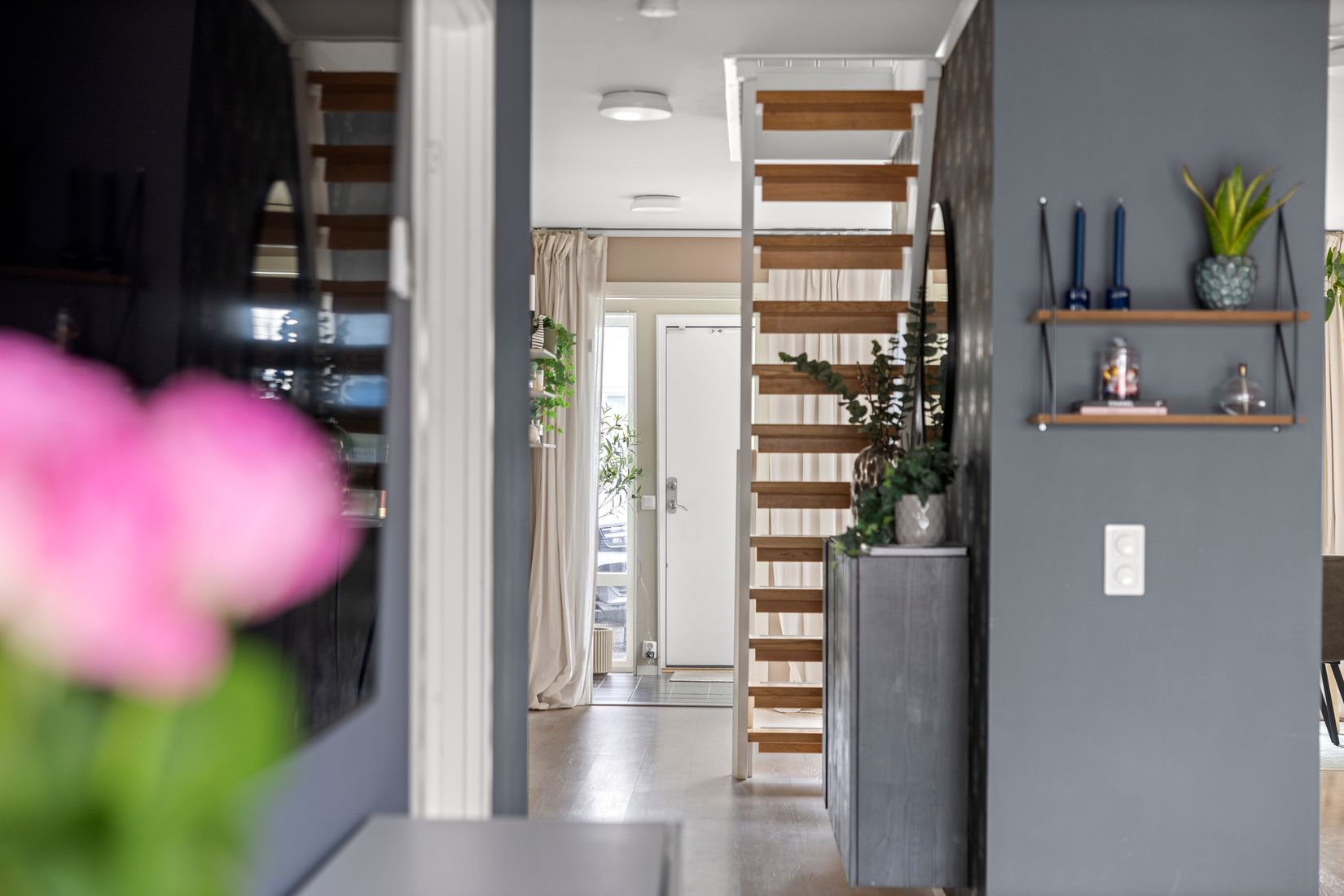 Radhus, Friluftsvägen 103, Riksten, Botkyrka