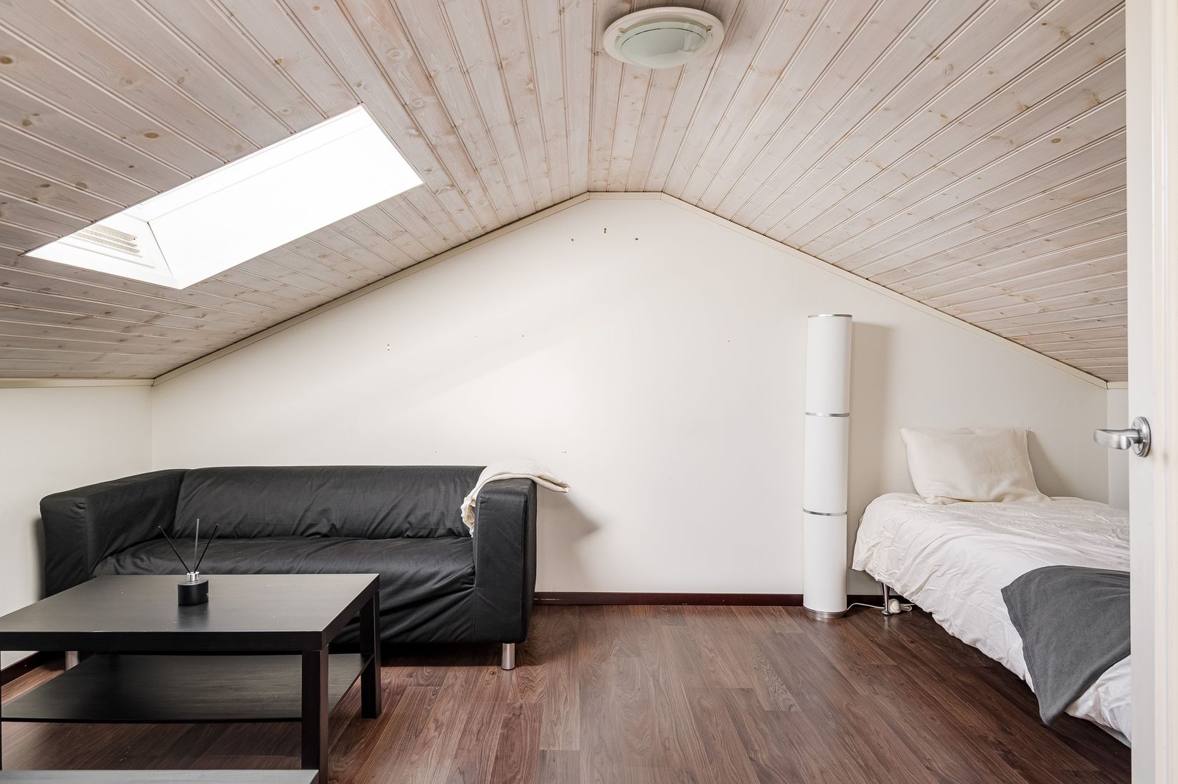 Radhus, Israndsvägen 3, Slomarp, Mjölby