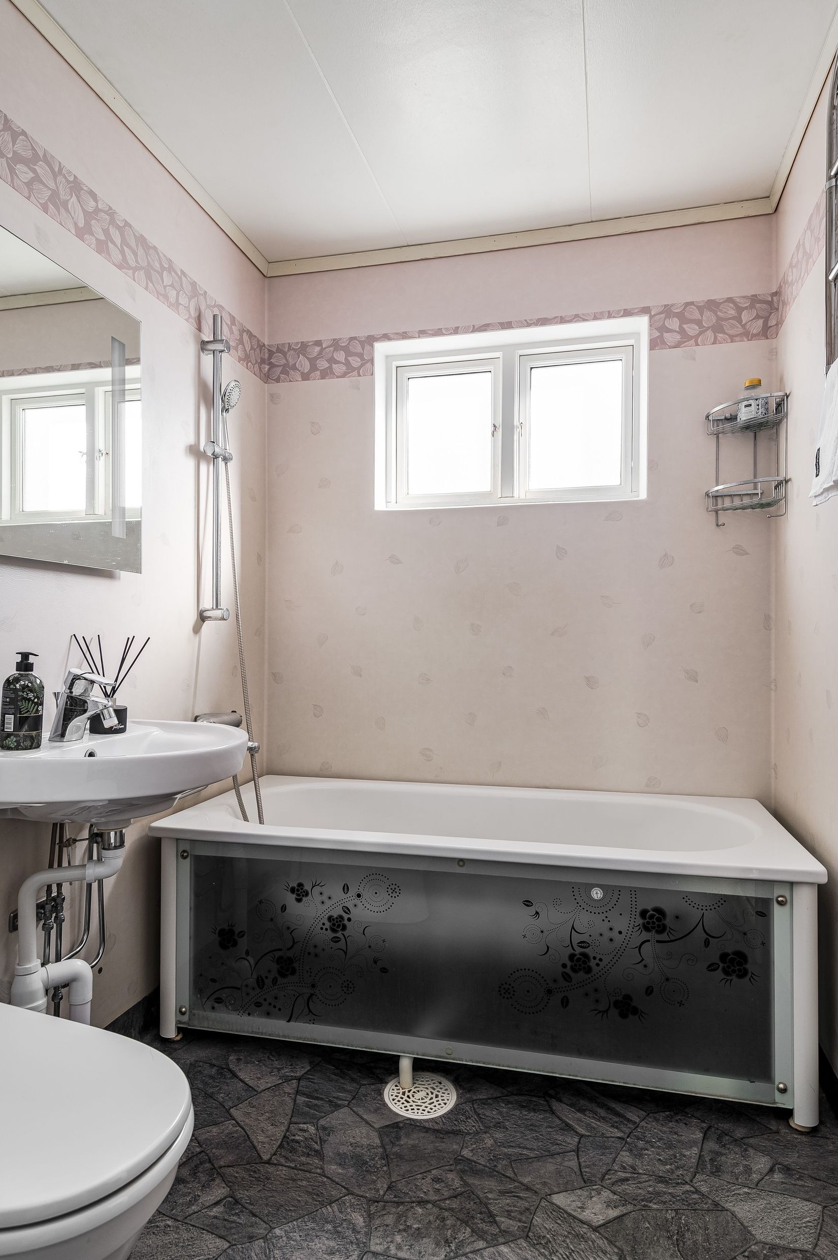 Radhus, Israndsvägen 3, Slomarp, Mjölby