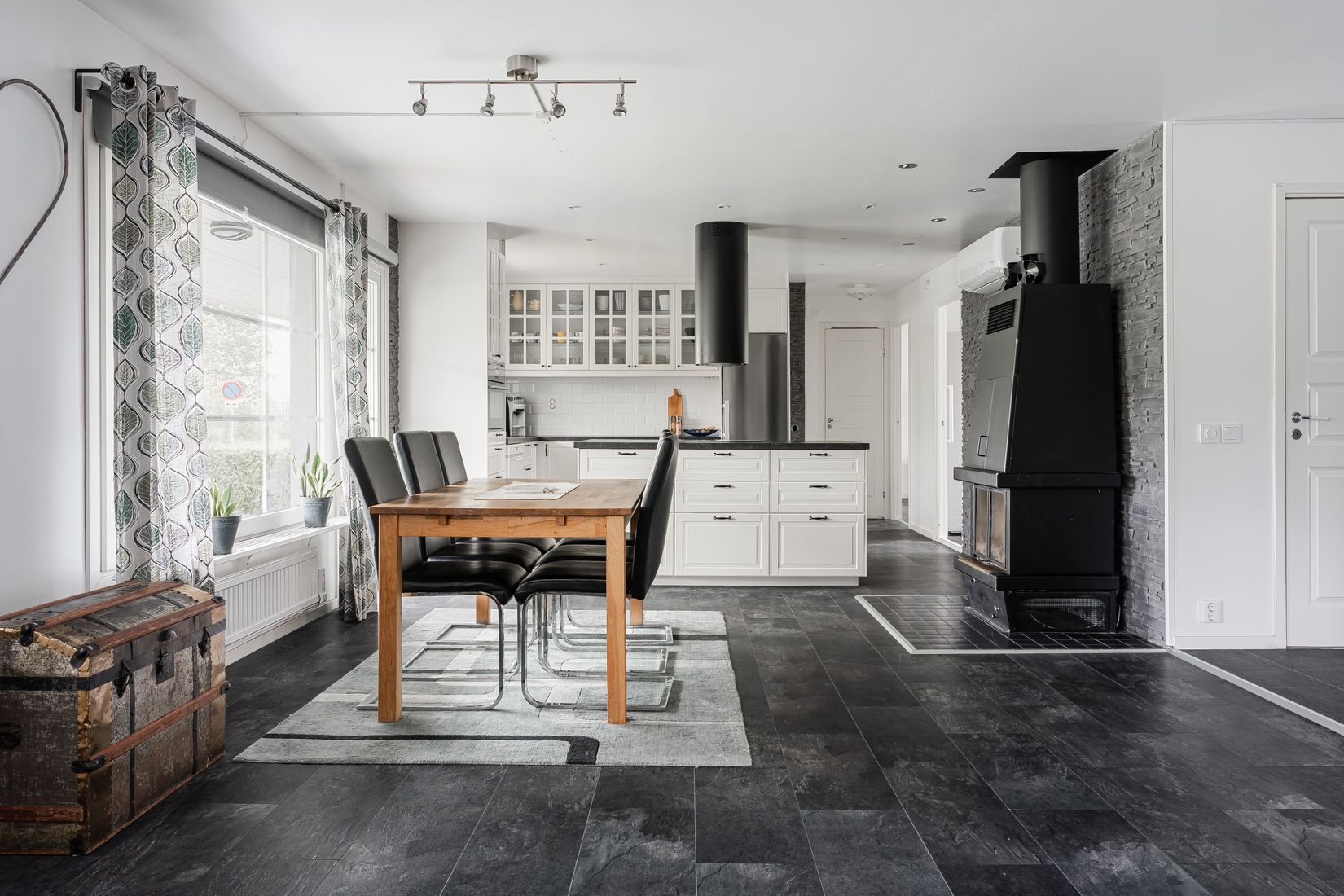 Villa, Valhallagatan 100, Skara