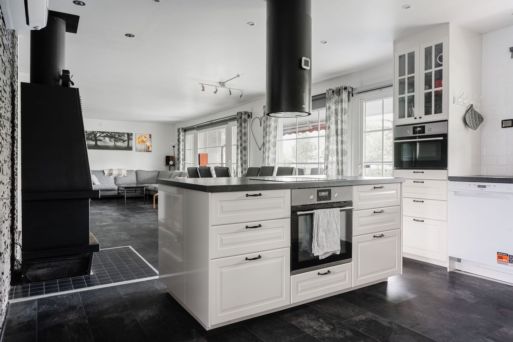 Villa, Valhallagatan 100, Skara