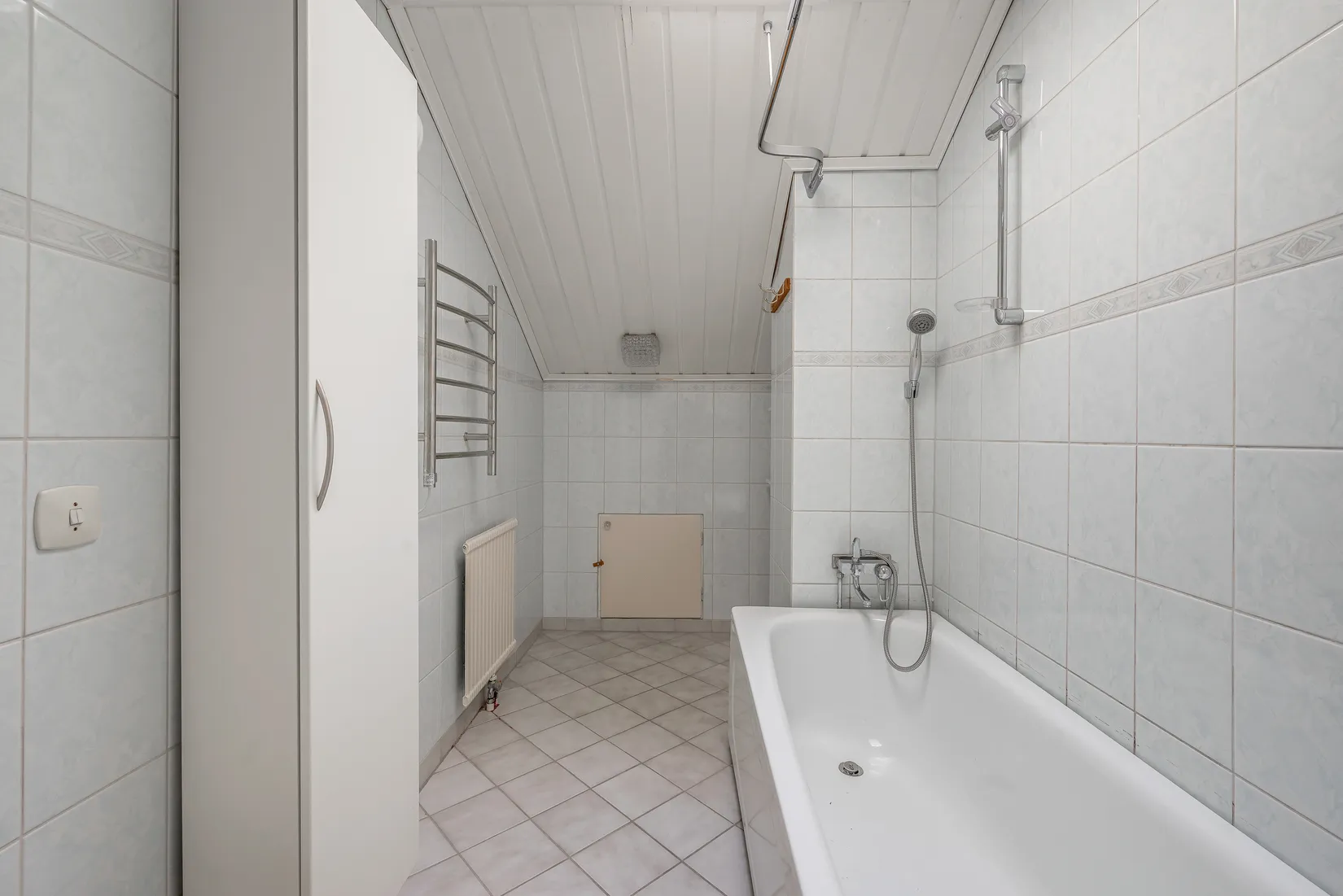 Villa, Höjdvägen 16, Rickeby/Karlberg, Vallentuna