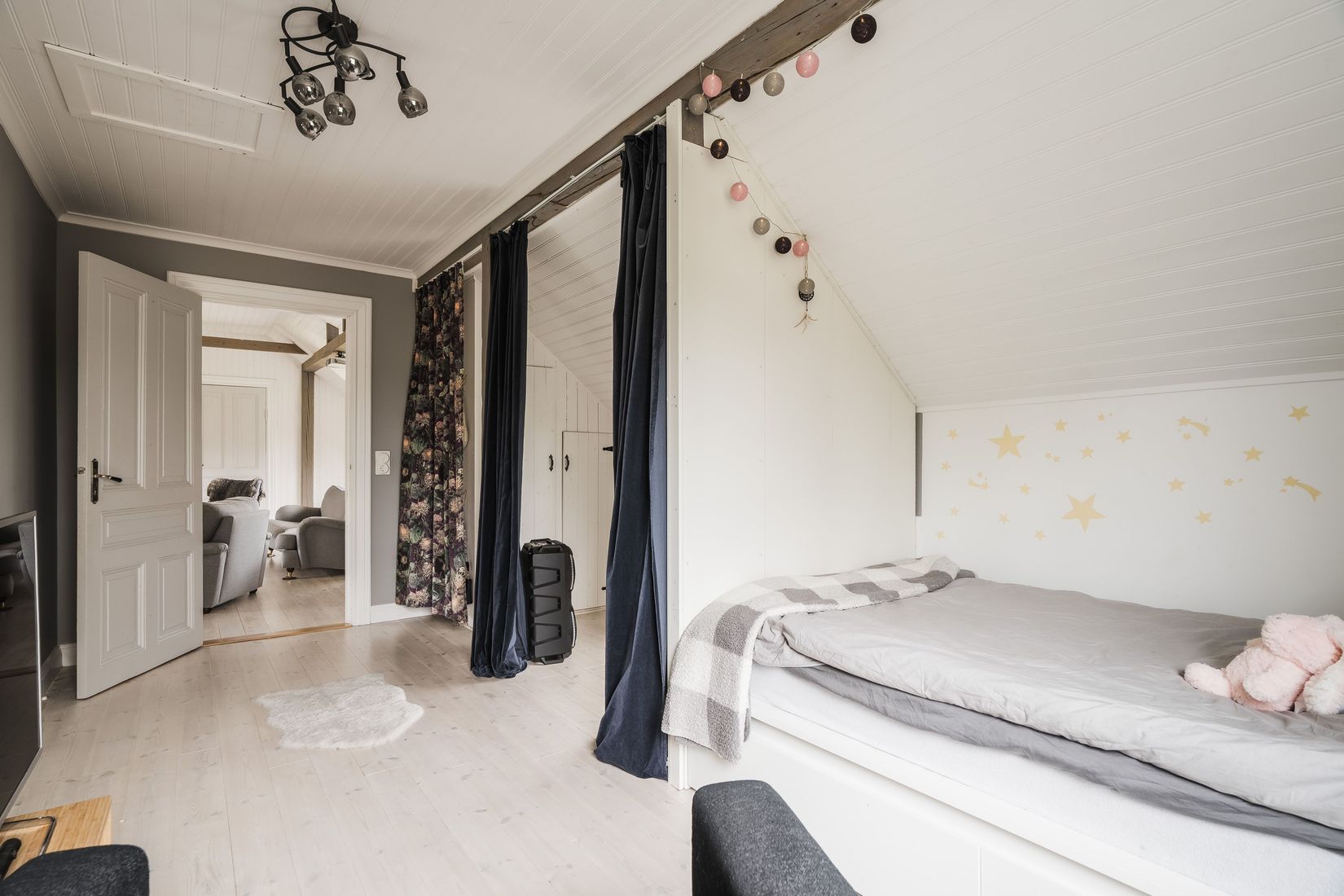 Gård/Skog, Fallvägen 21, Fallet, Gävle